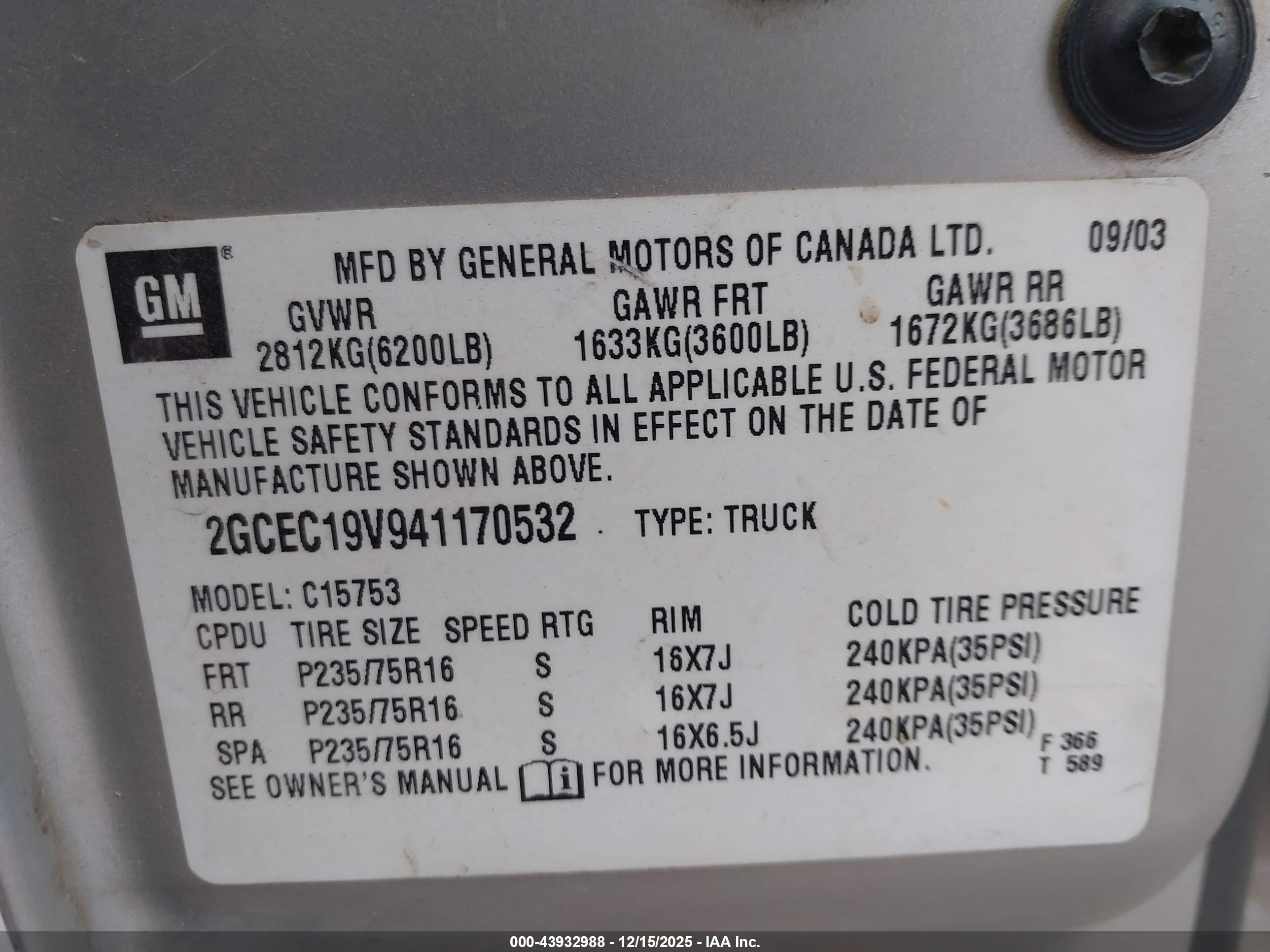 CHEVROLET SILVERADO image 9