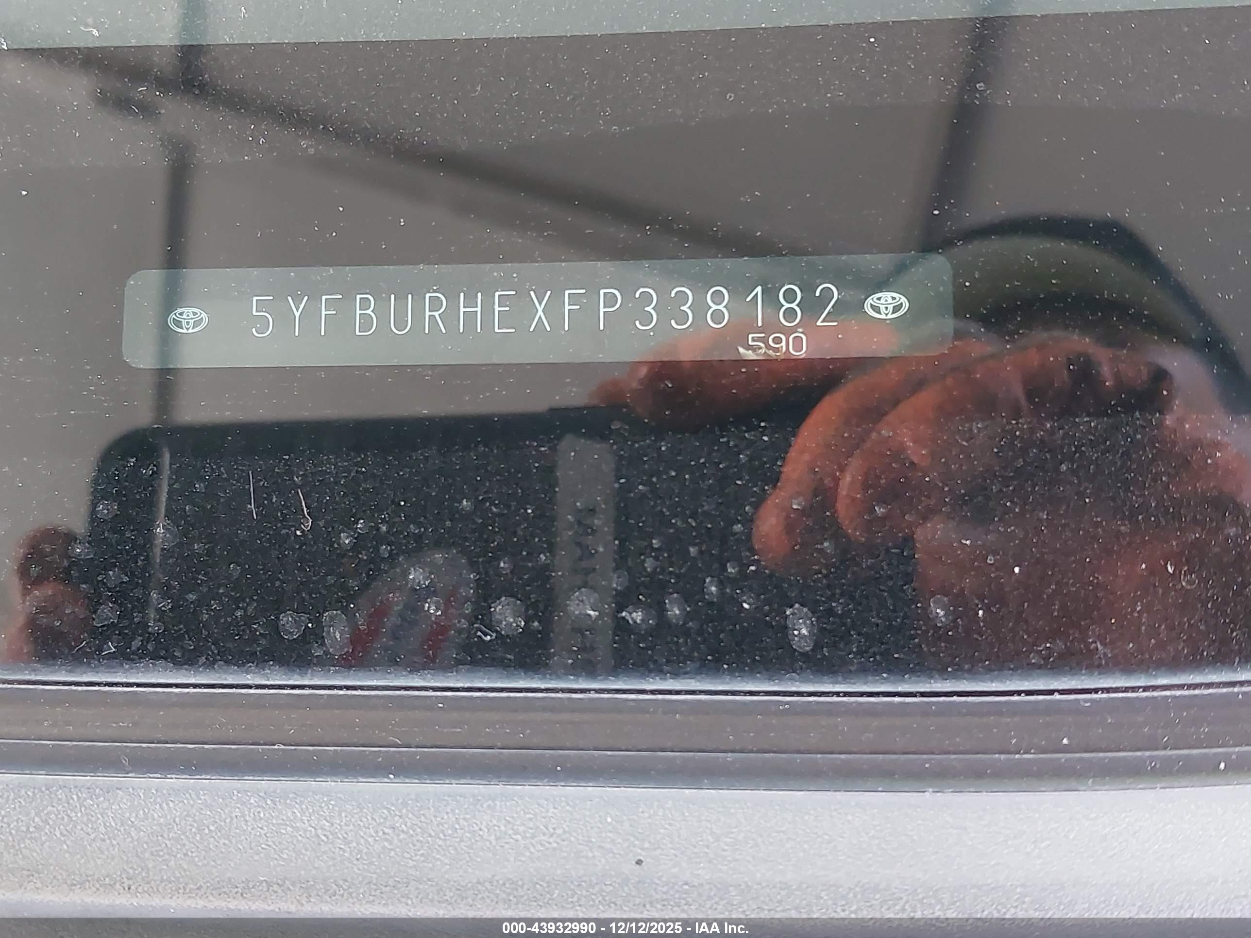 TOYOTA COROLLA image 9