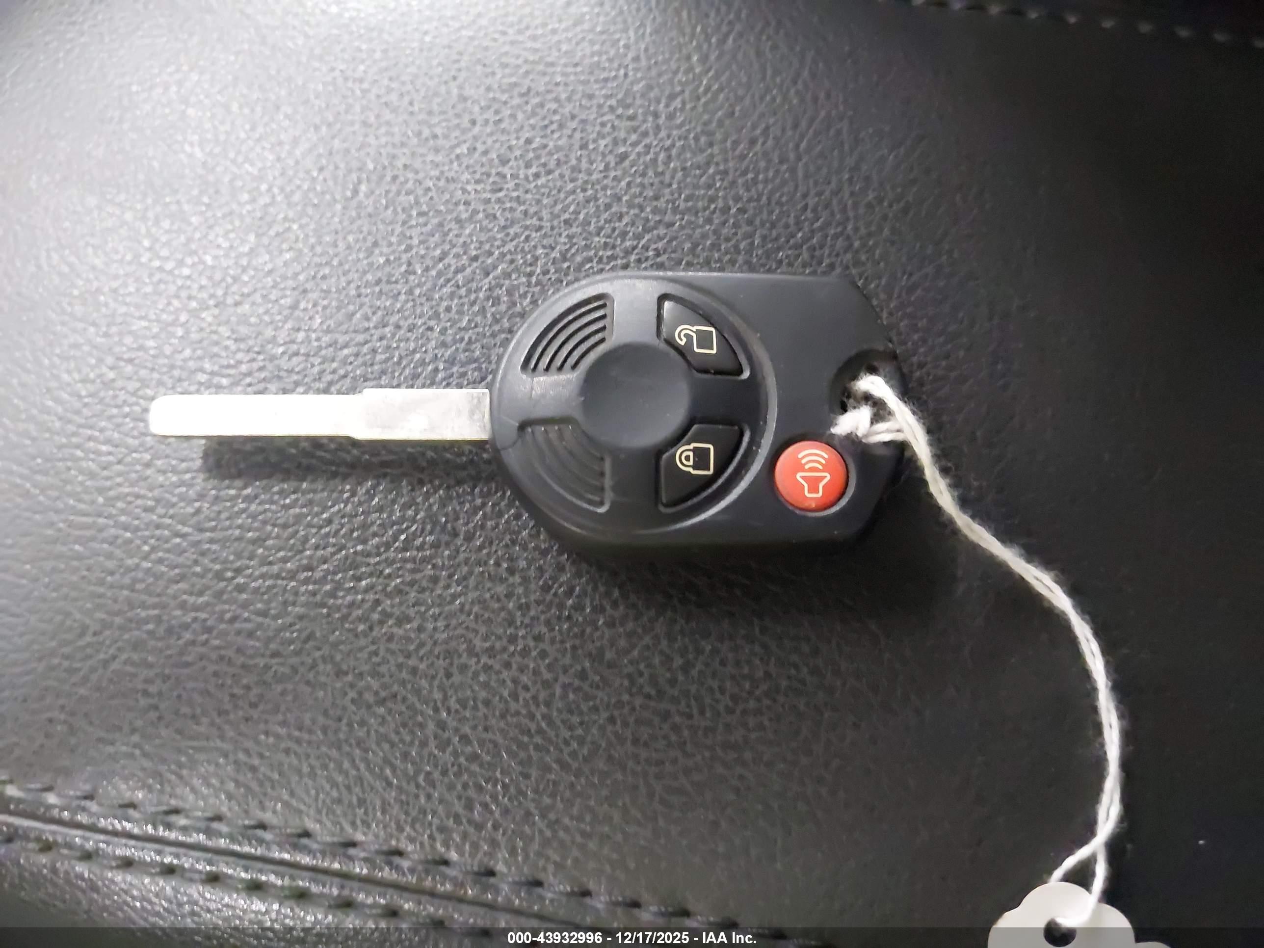FORD ESCAPE image 11
