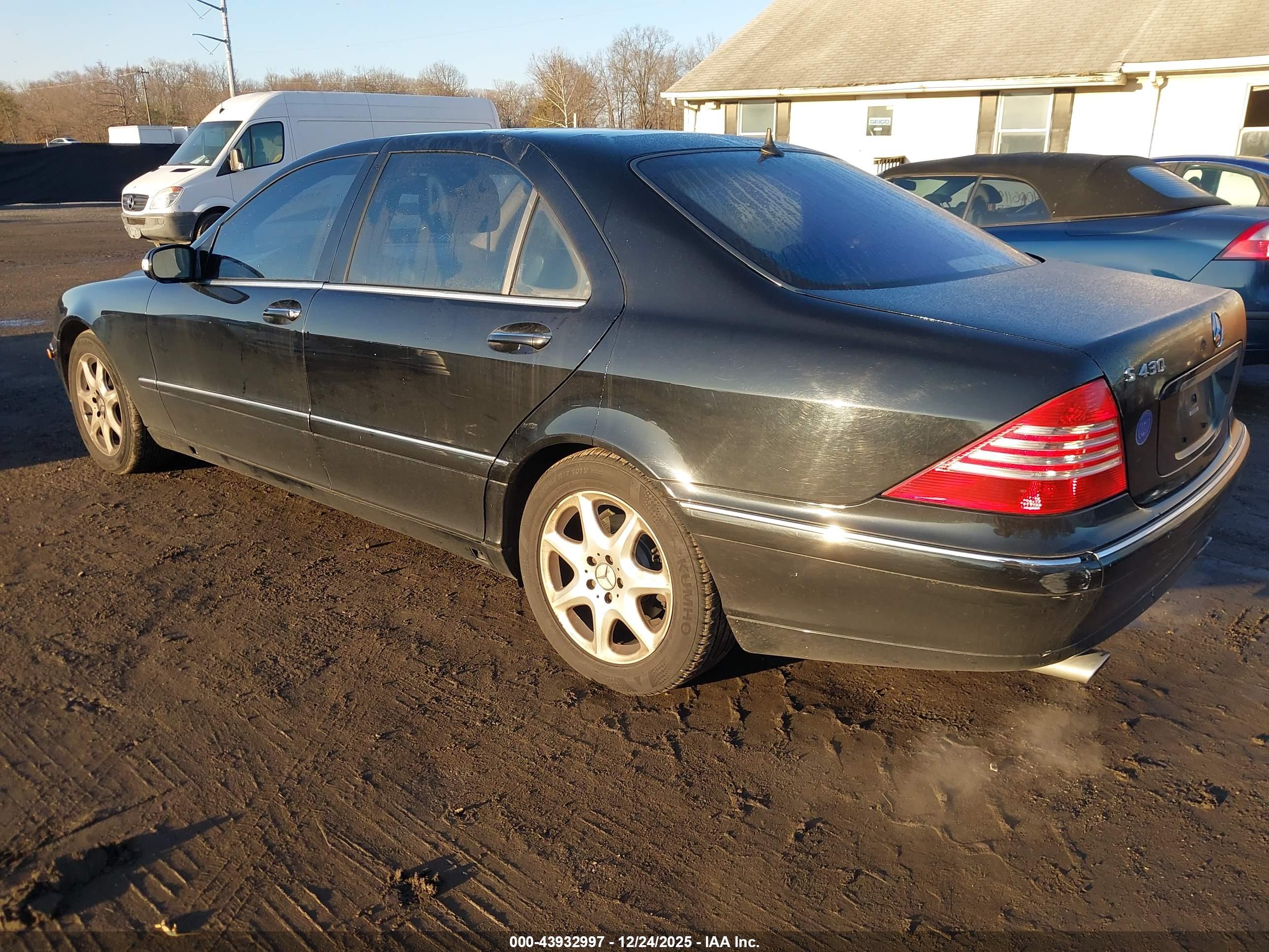 MERCEDES-BENZ S image 3