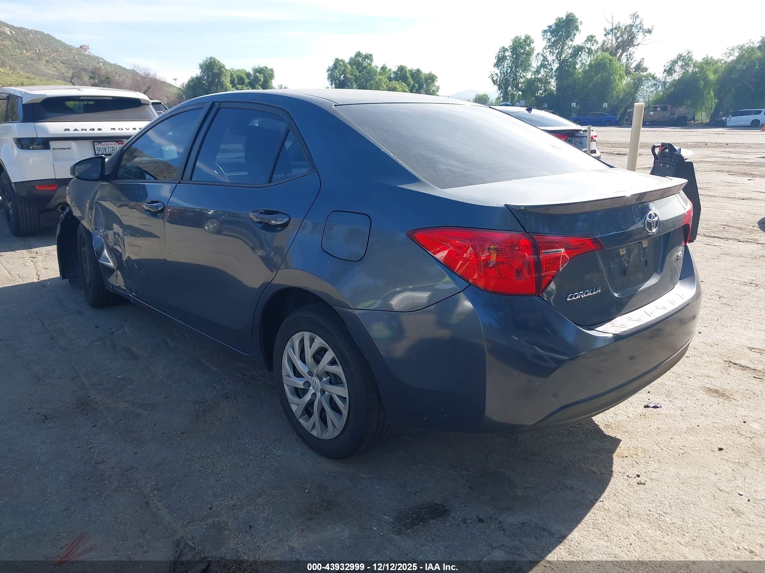 TOYOTA COROLLA image 3