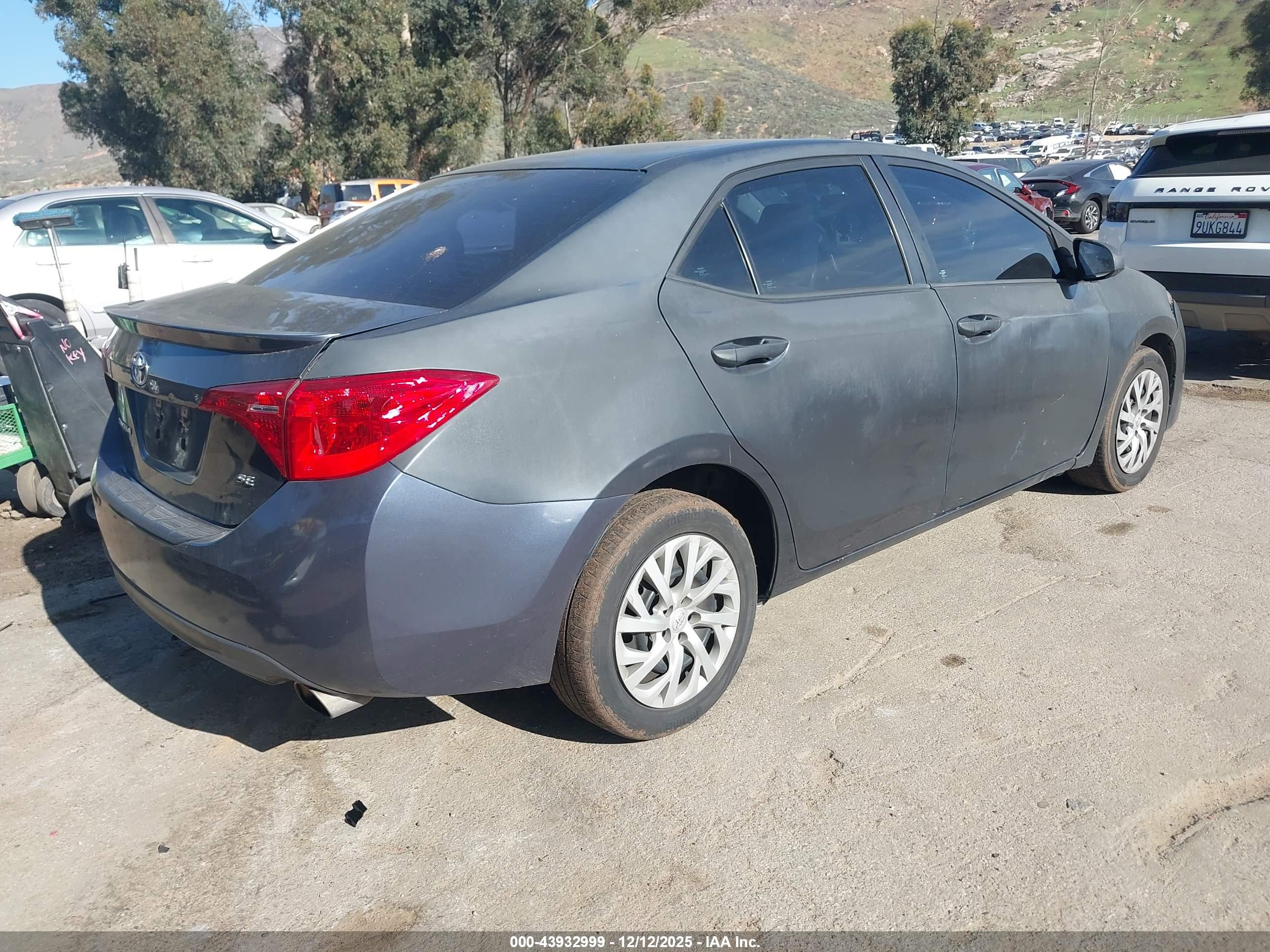 TOYOTA COROLLA image 4