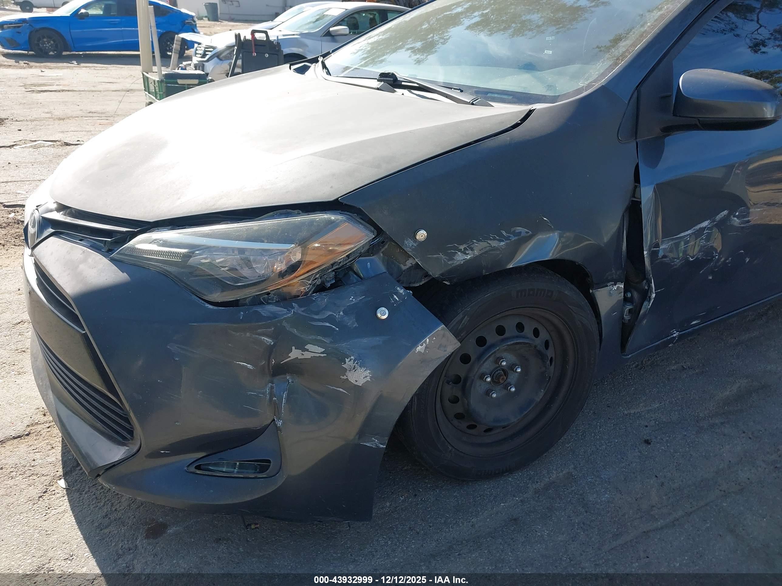 TOYOTA COROLLA image 6