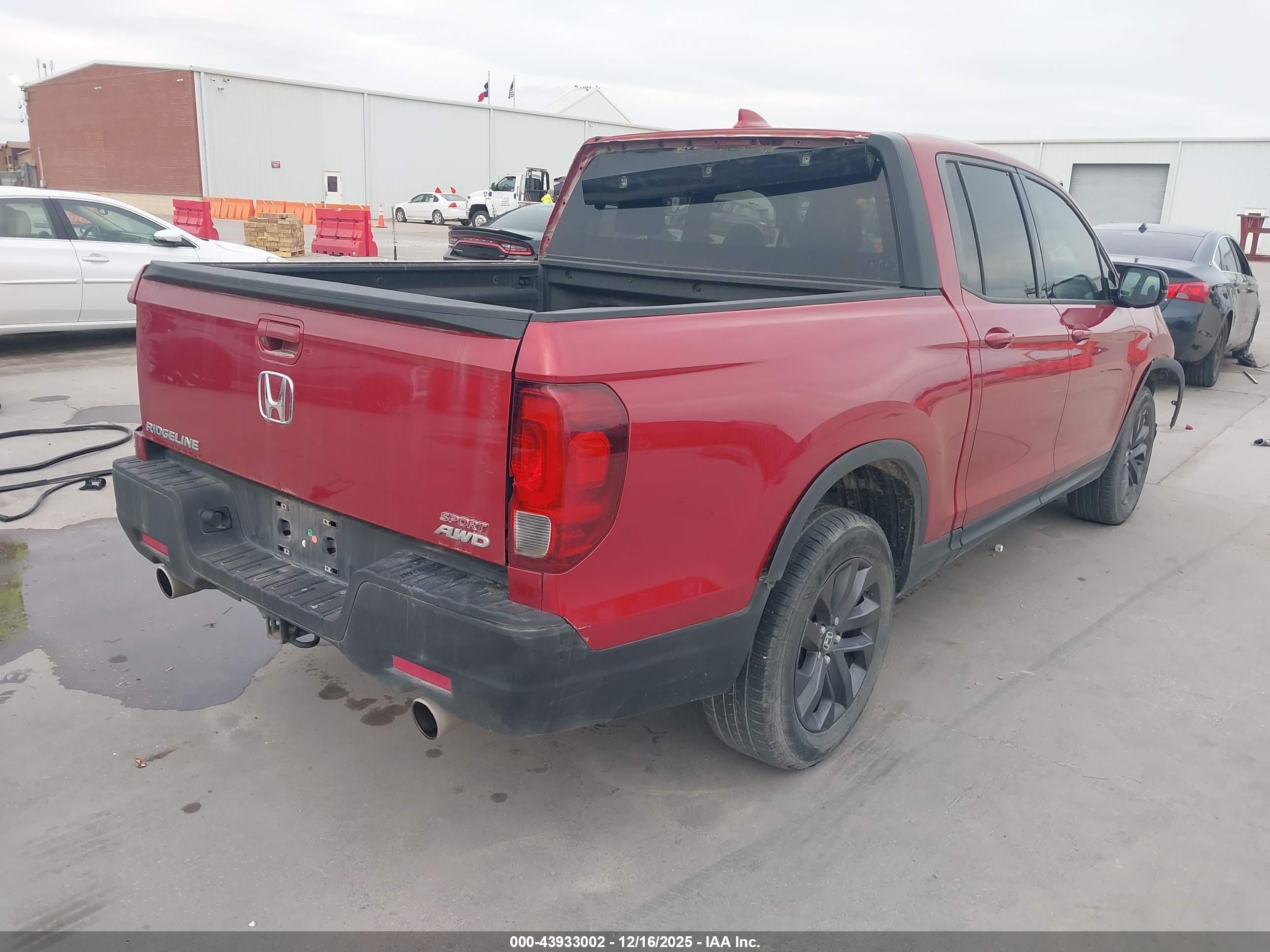 HONDA RIDGELINE image 4