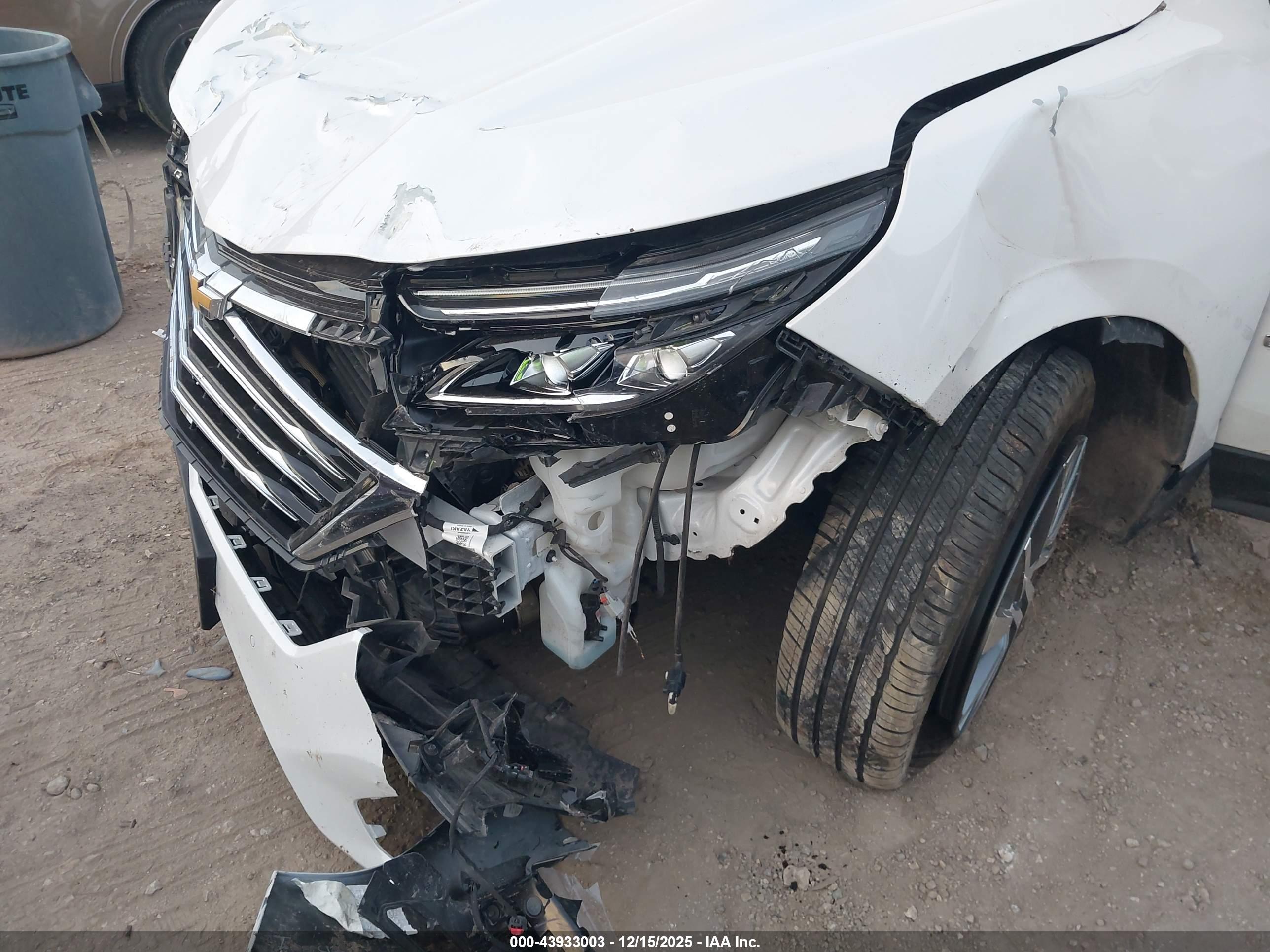 CHEVROLET EQUINOX image 6