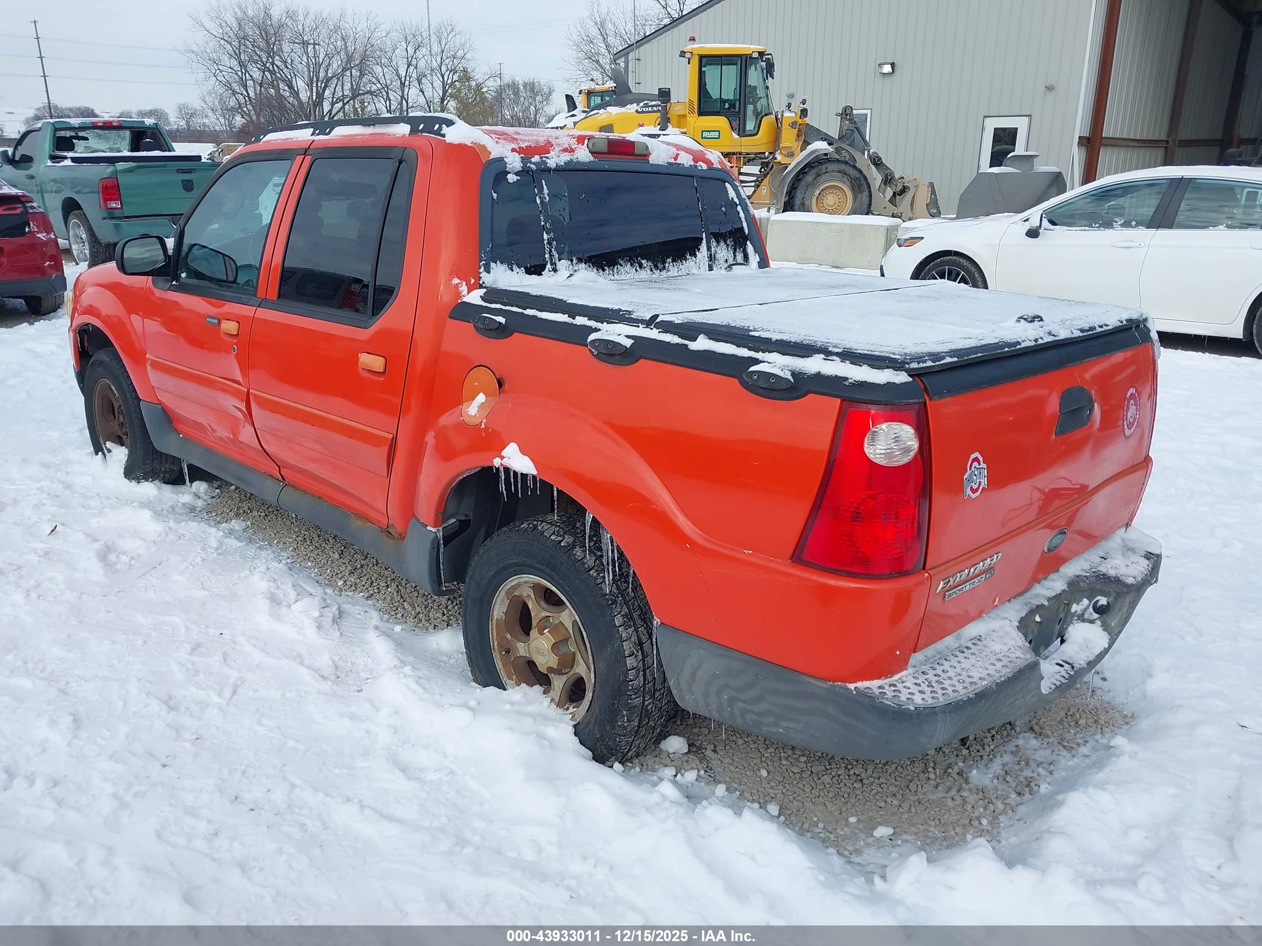FORD EXPLORER image 3