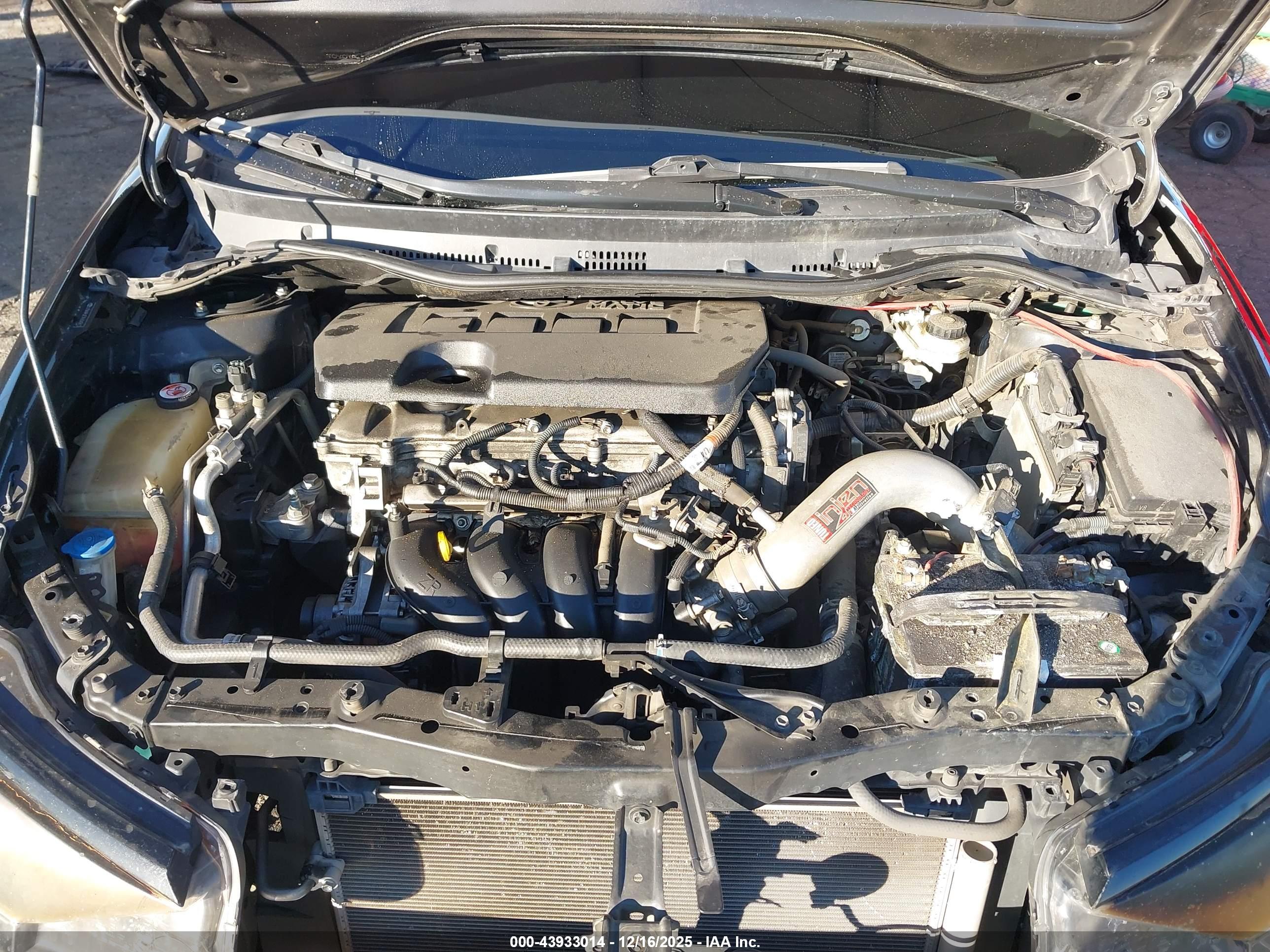 TOYOTA COROLLA image 10