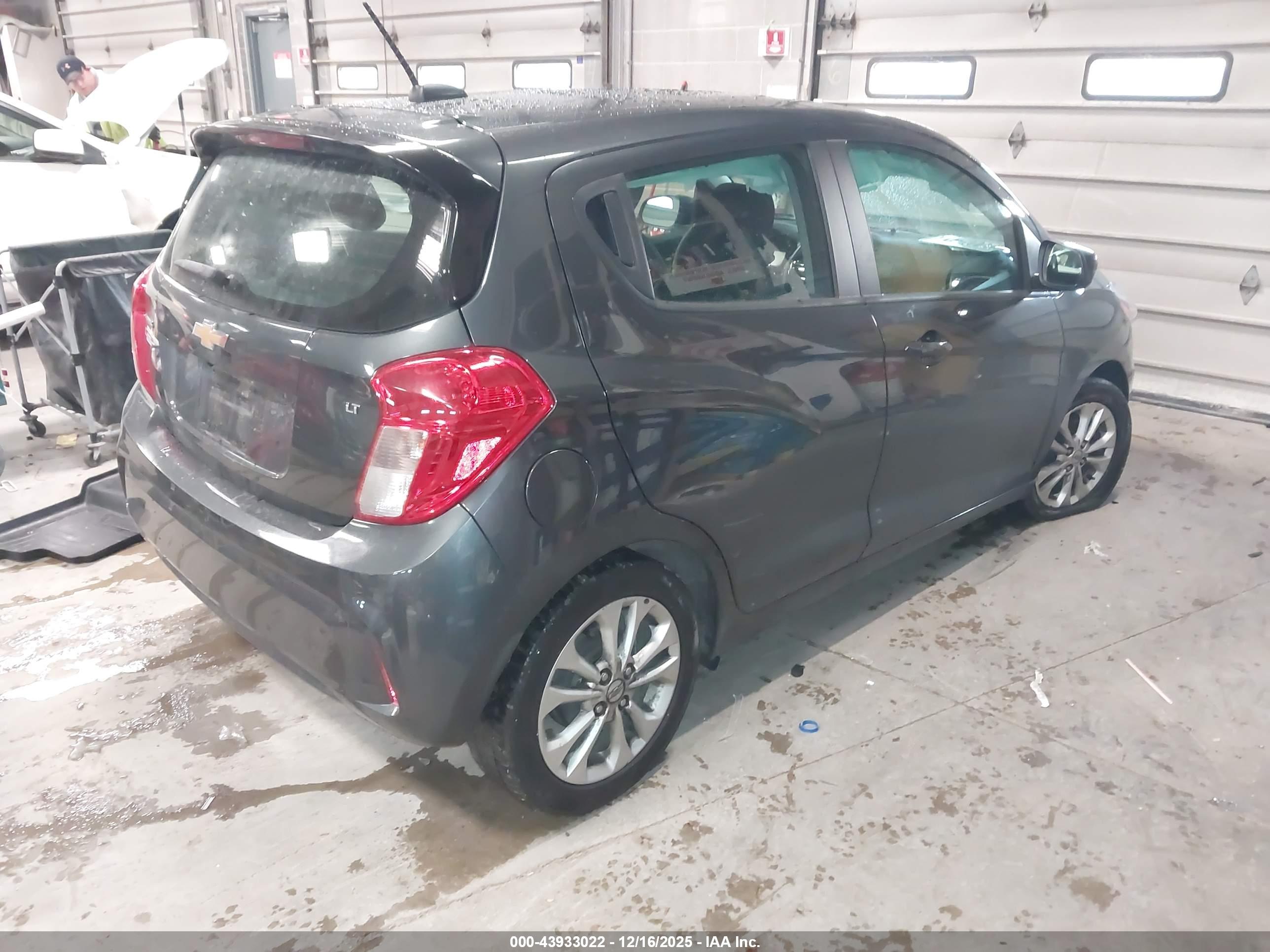 CHEVROLET SPARK image 4