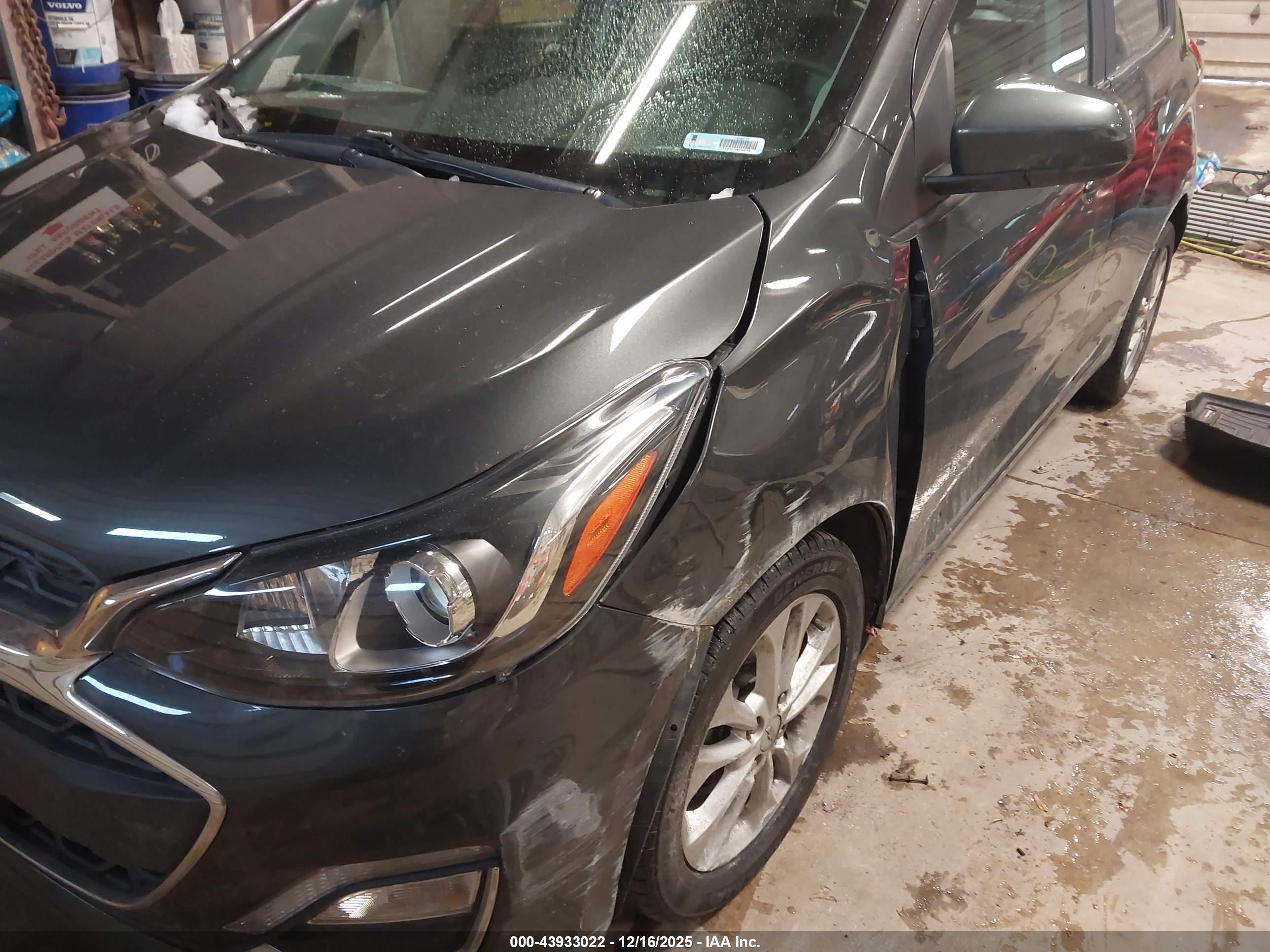 CHEVROLET SPARK image 6