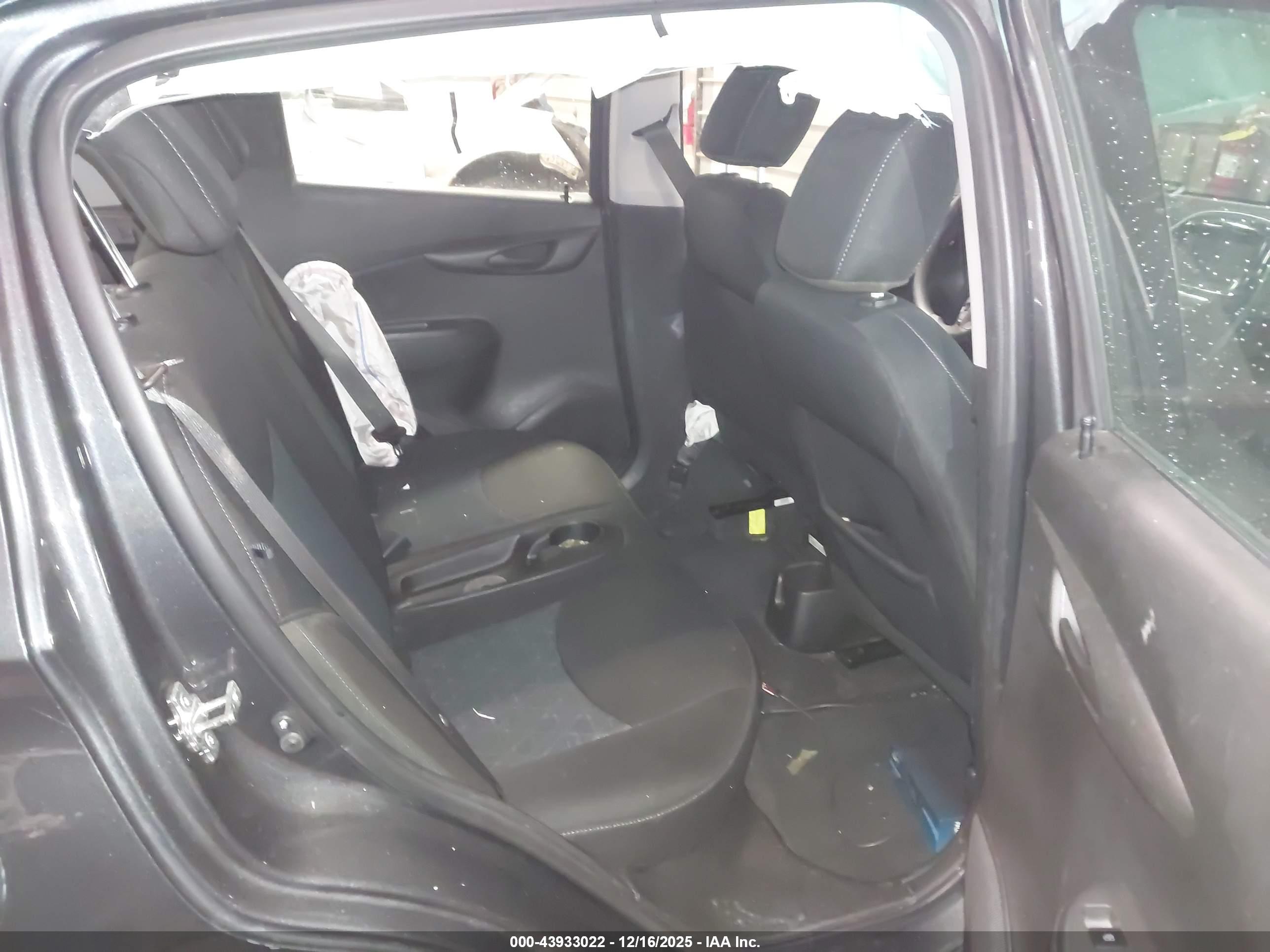 CHEVROLET SPARK image 8