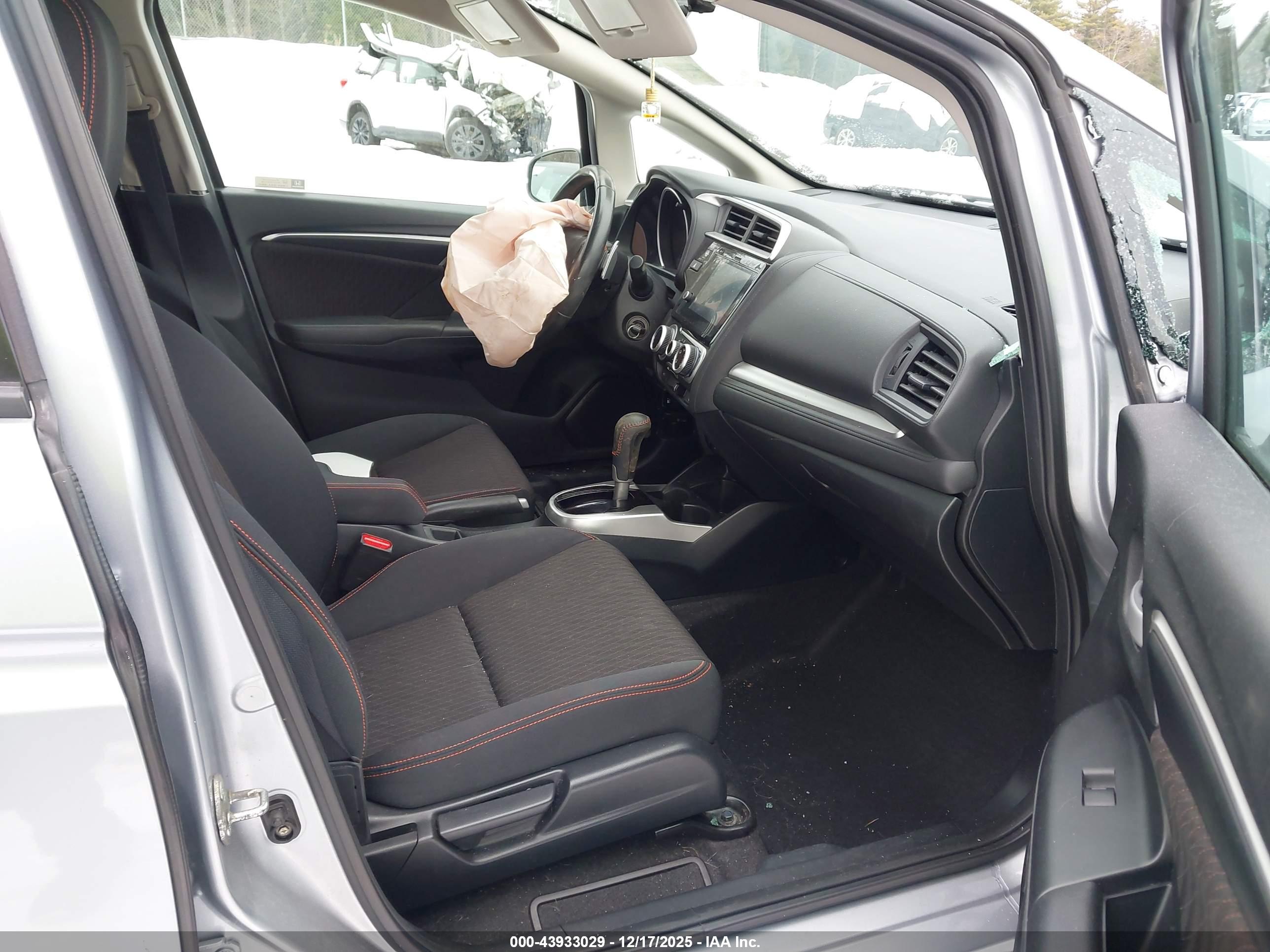 HONDA FIT image 5