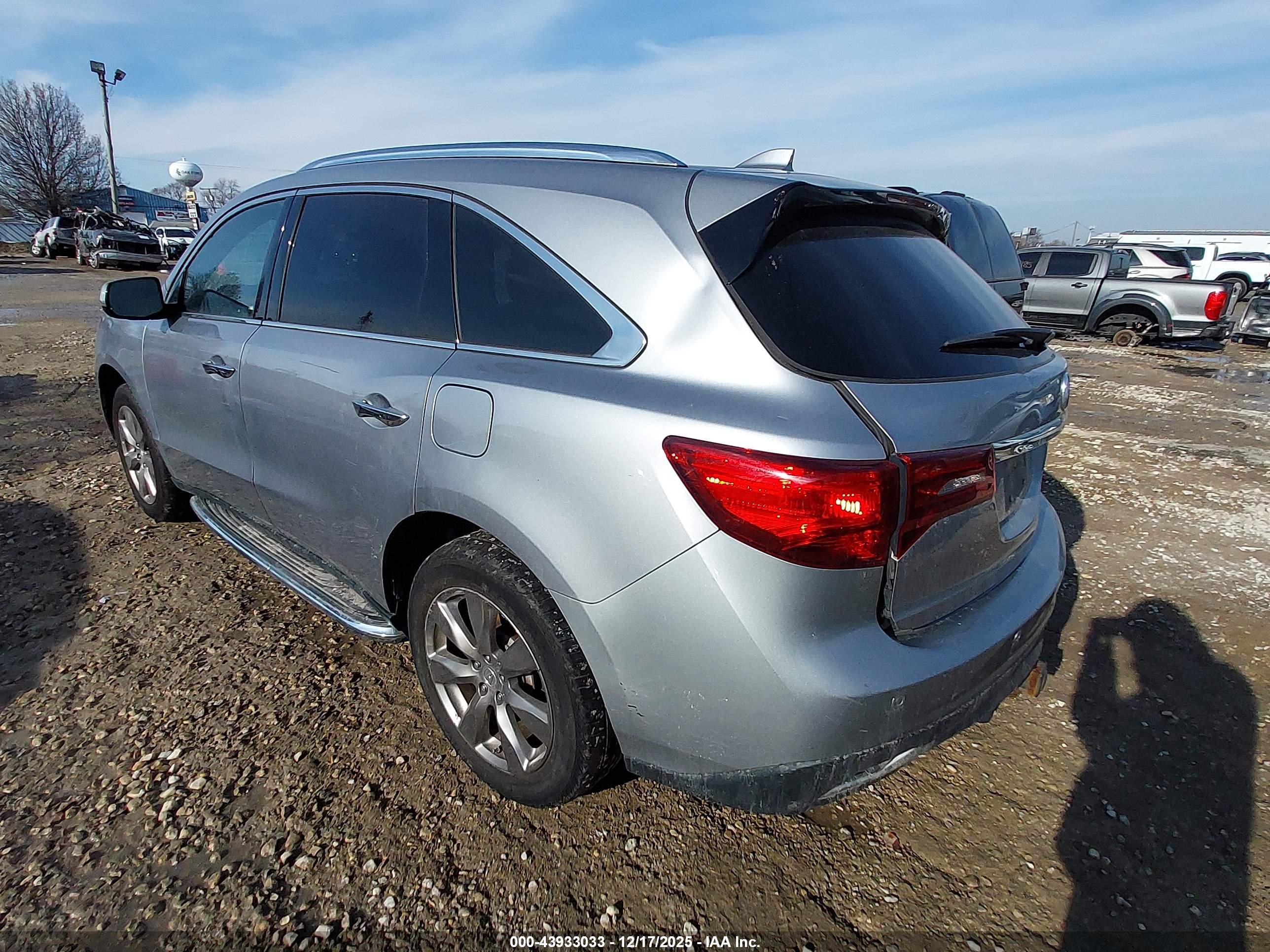 ACURA MDX image 3
