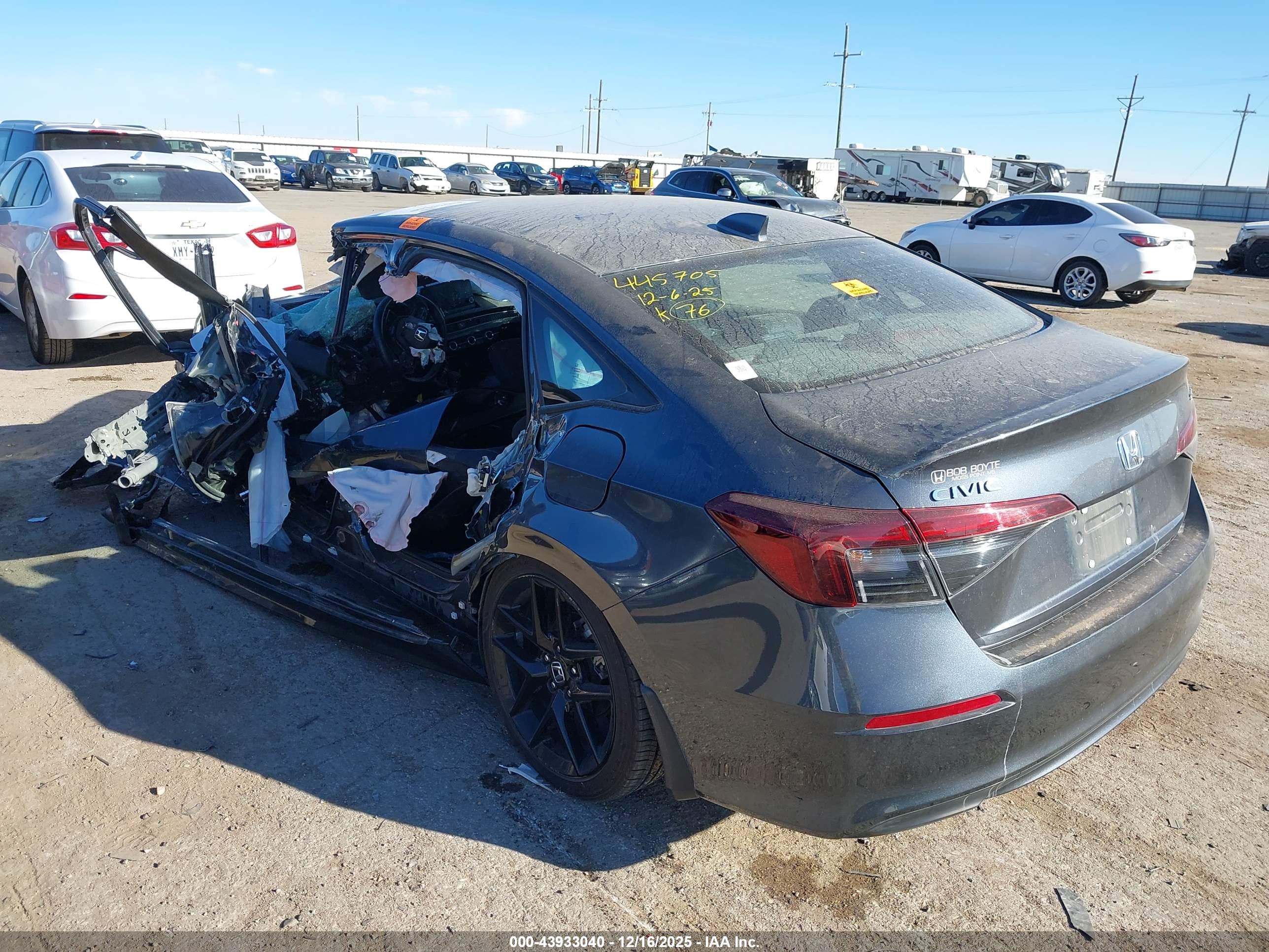 HONDA CIVIC image 3