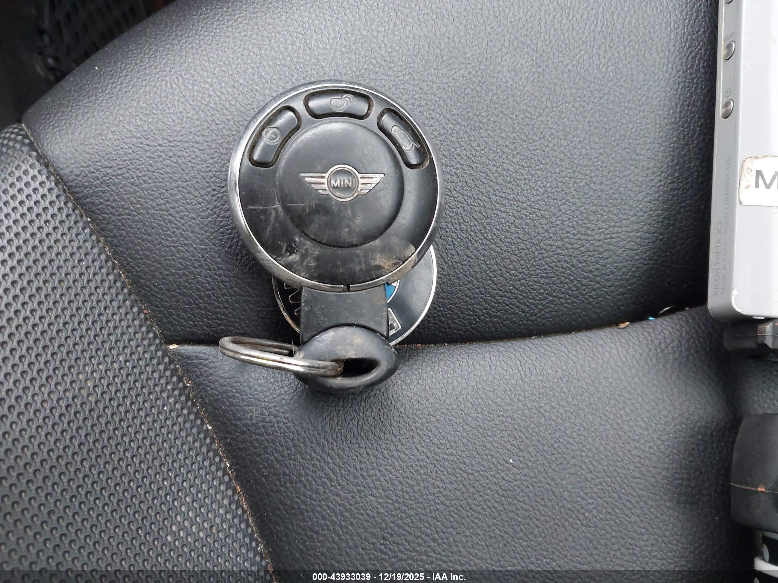 MINI COOPER image 11