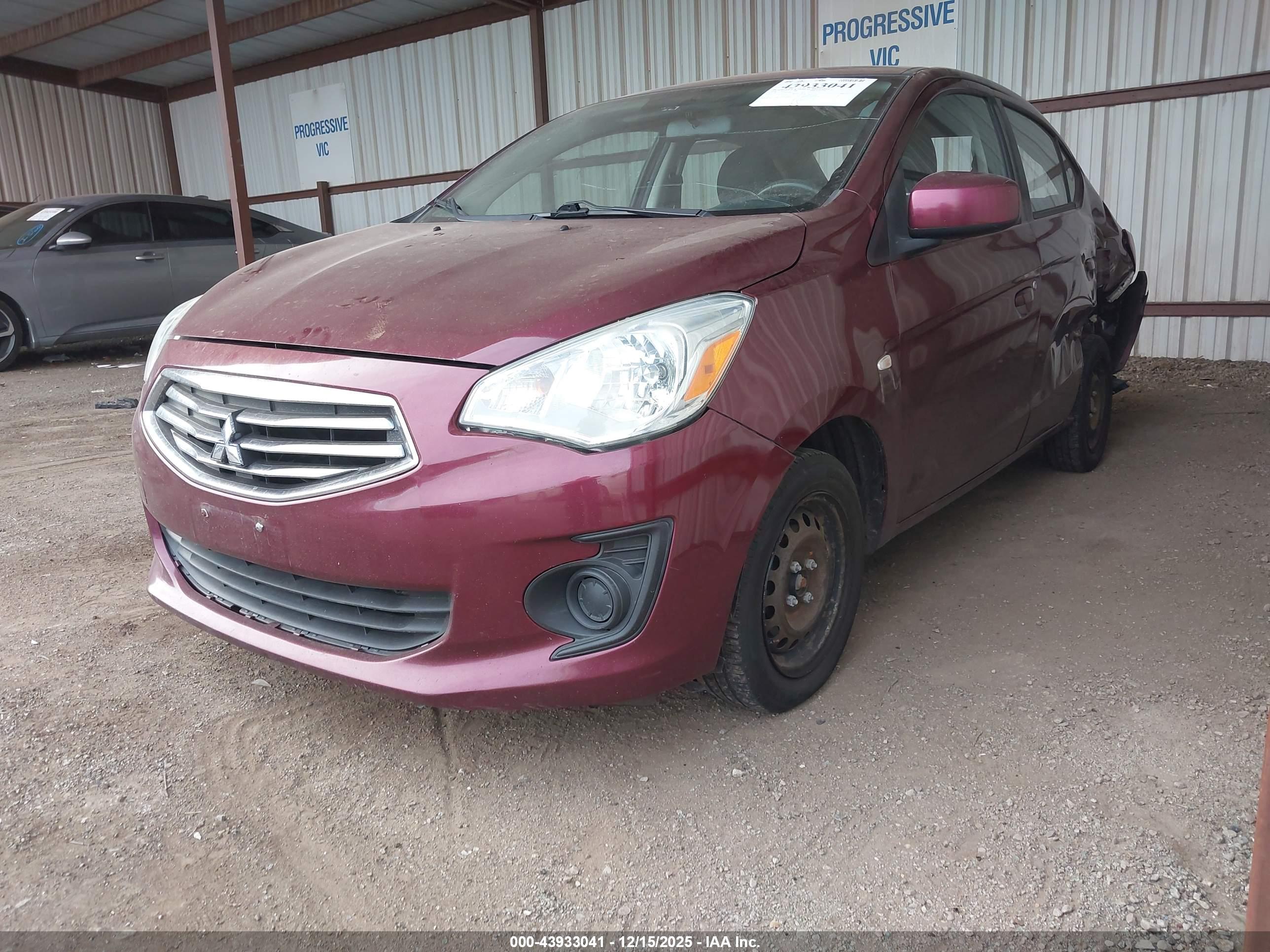 MITSUBISHI MIRAGE image 2