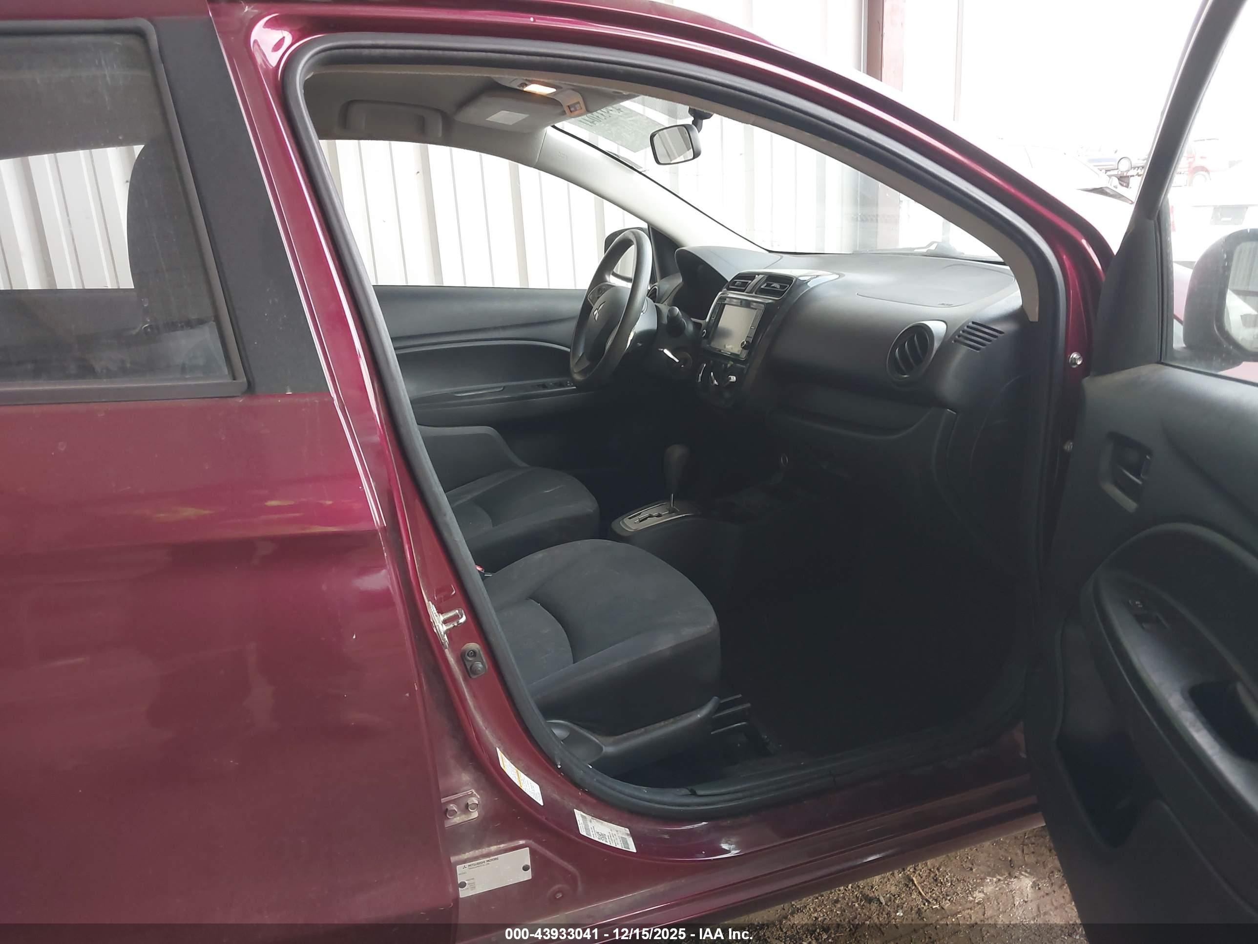 MITSUBISHI MIRAGE image 5