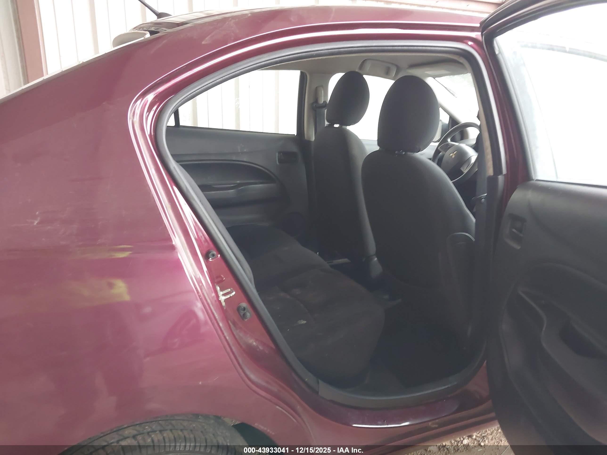 MITSUBISHI MIRAGE image 8