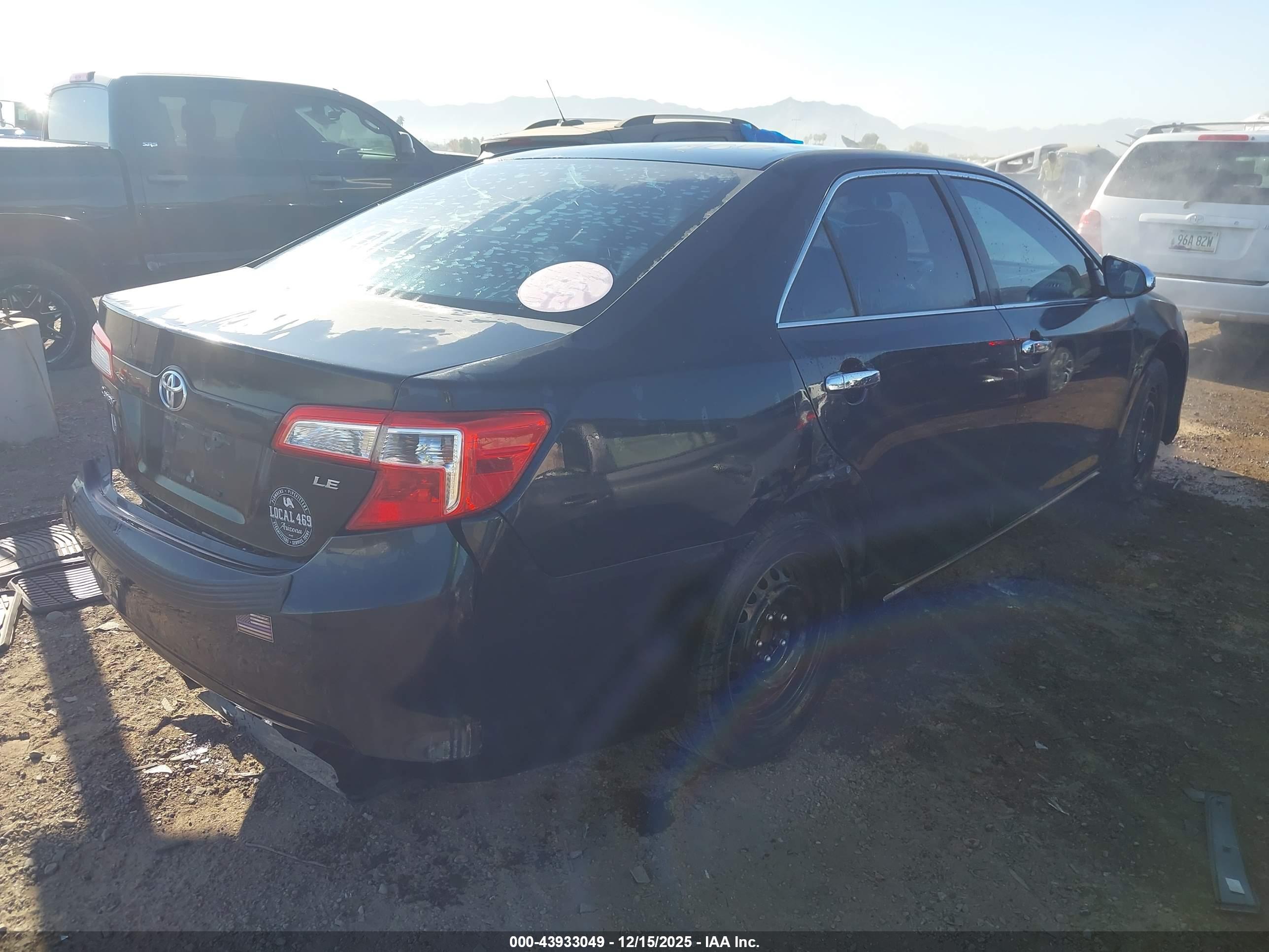 TOYOTA CAMRY image 4