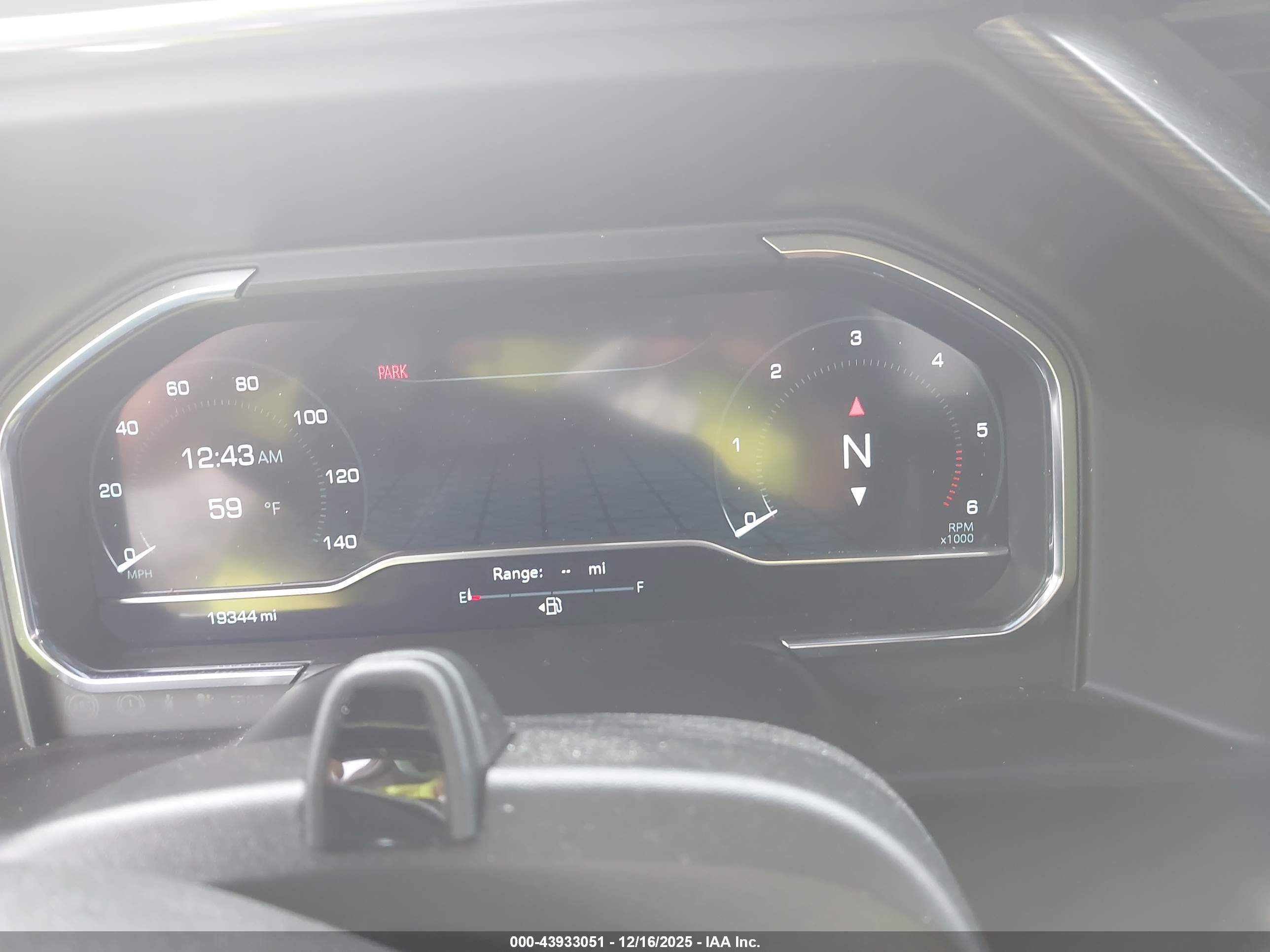 GMC SIERRA image 7