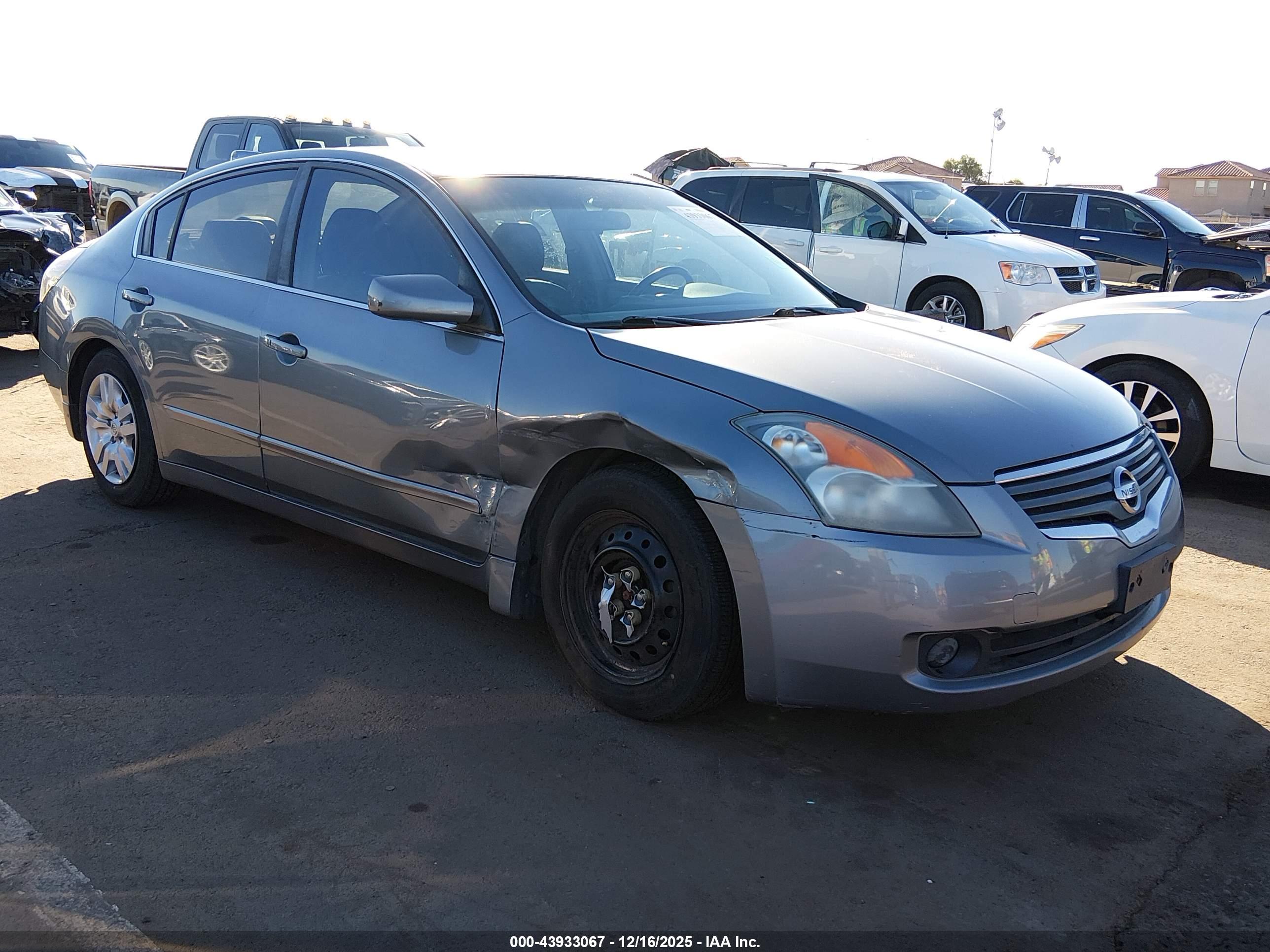 NISSAN ALTIMA image 6