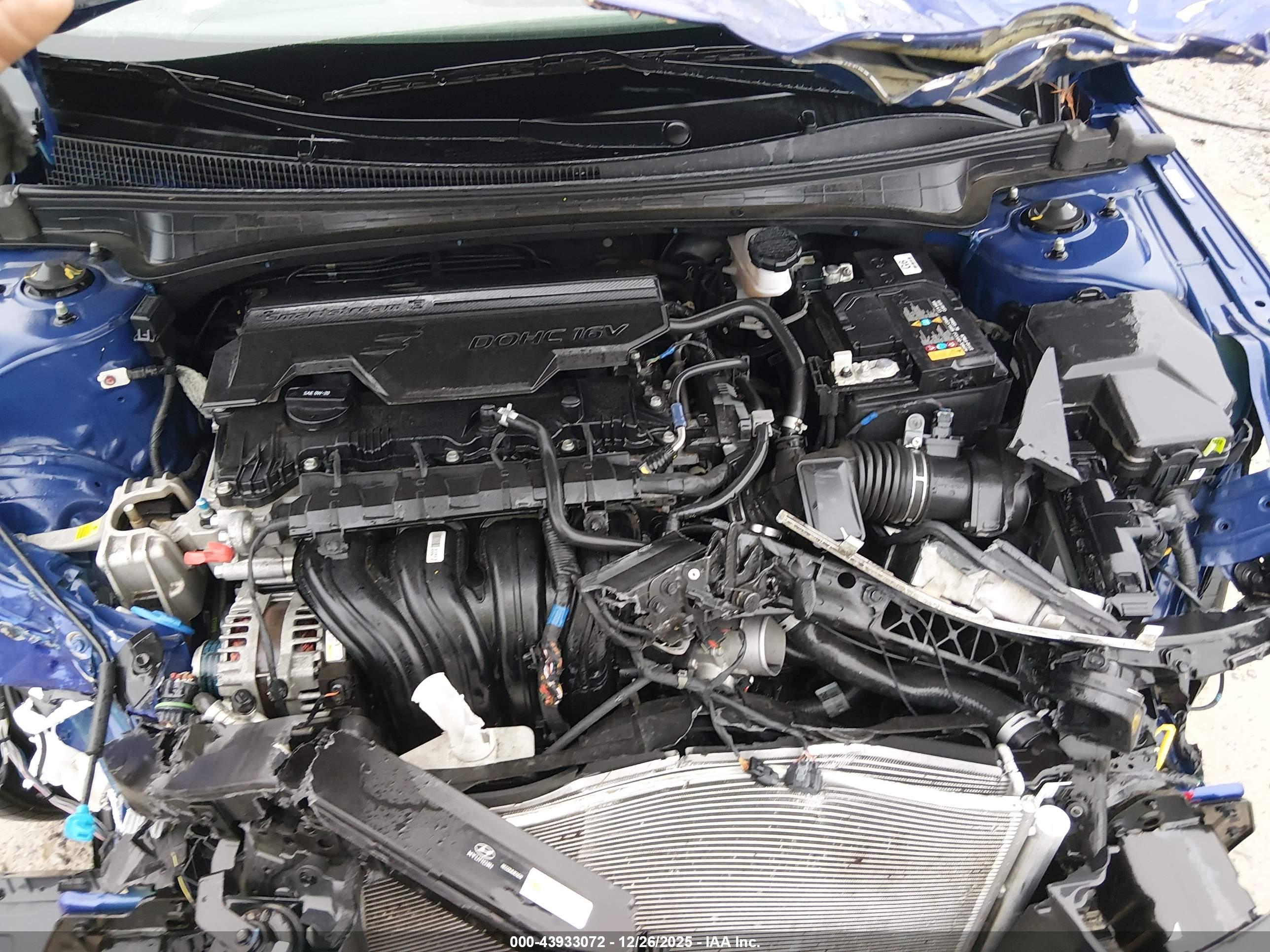 HYUNDAI ELANTRA image 10