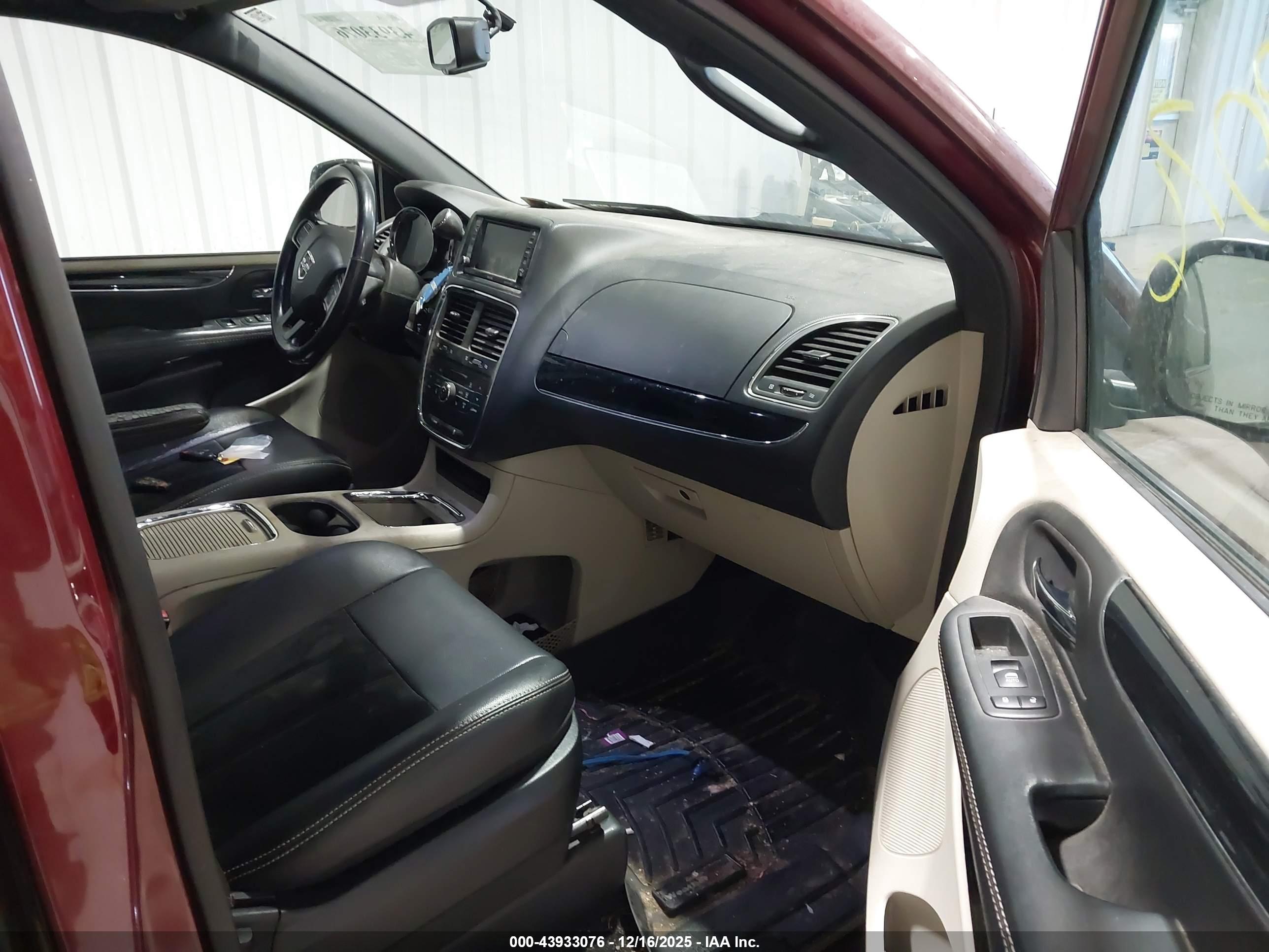 DODGE GRAND image 5
