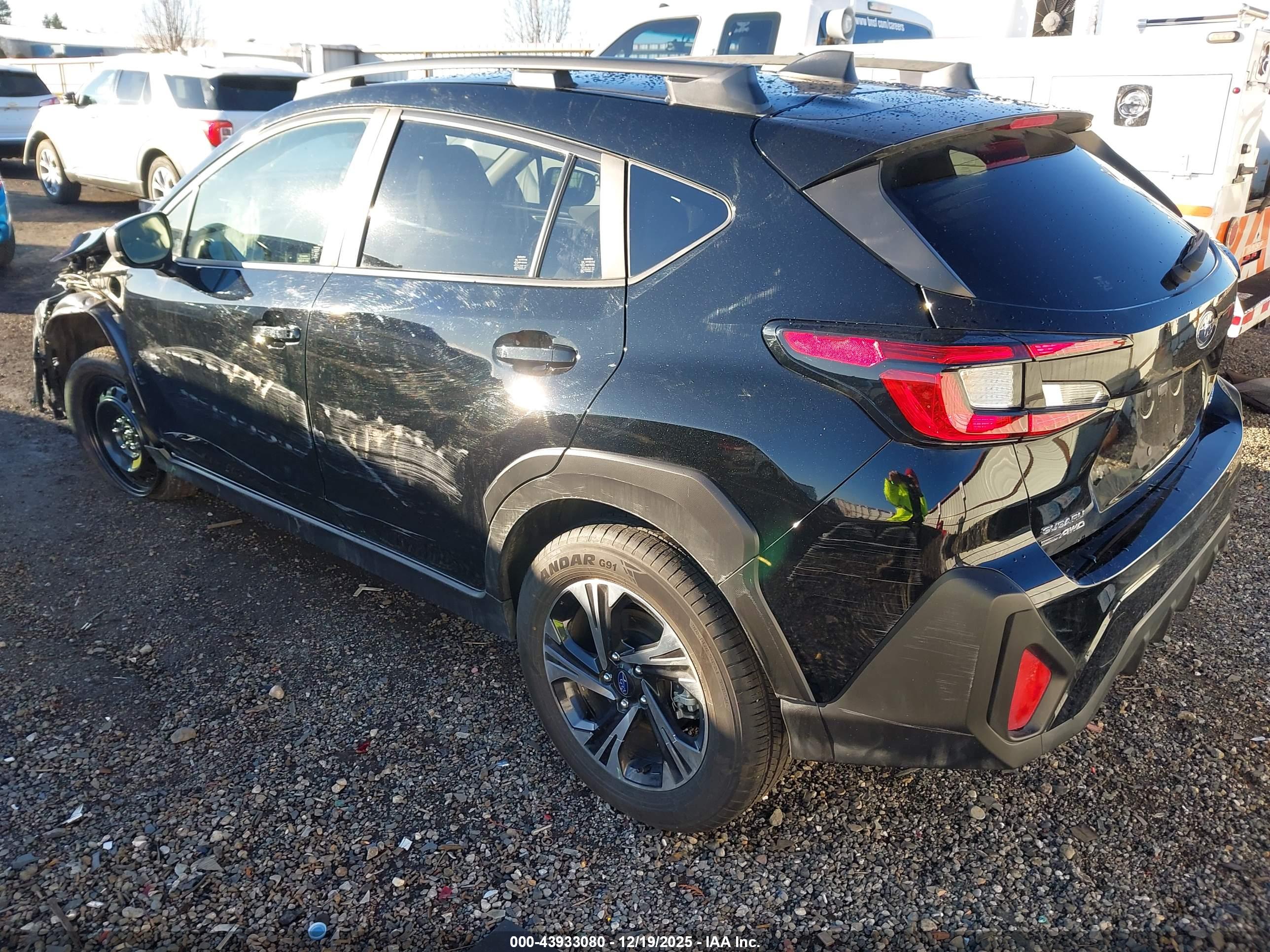 SUBARU CROSSTREK image 3