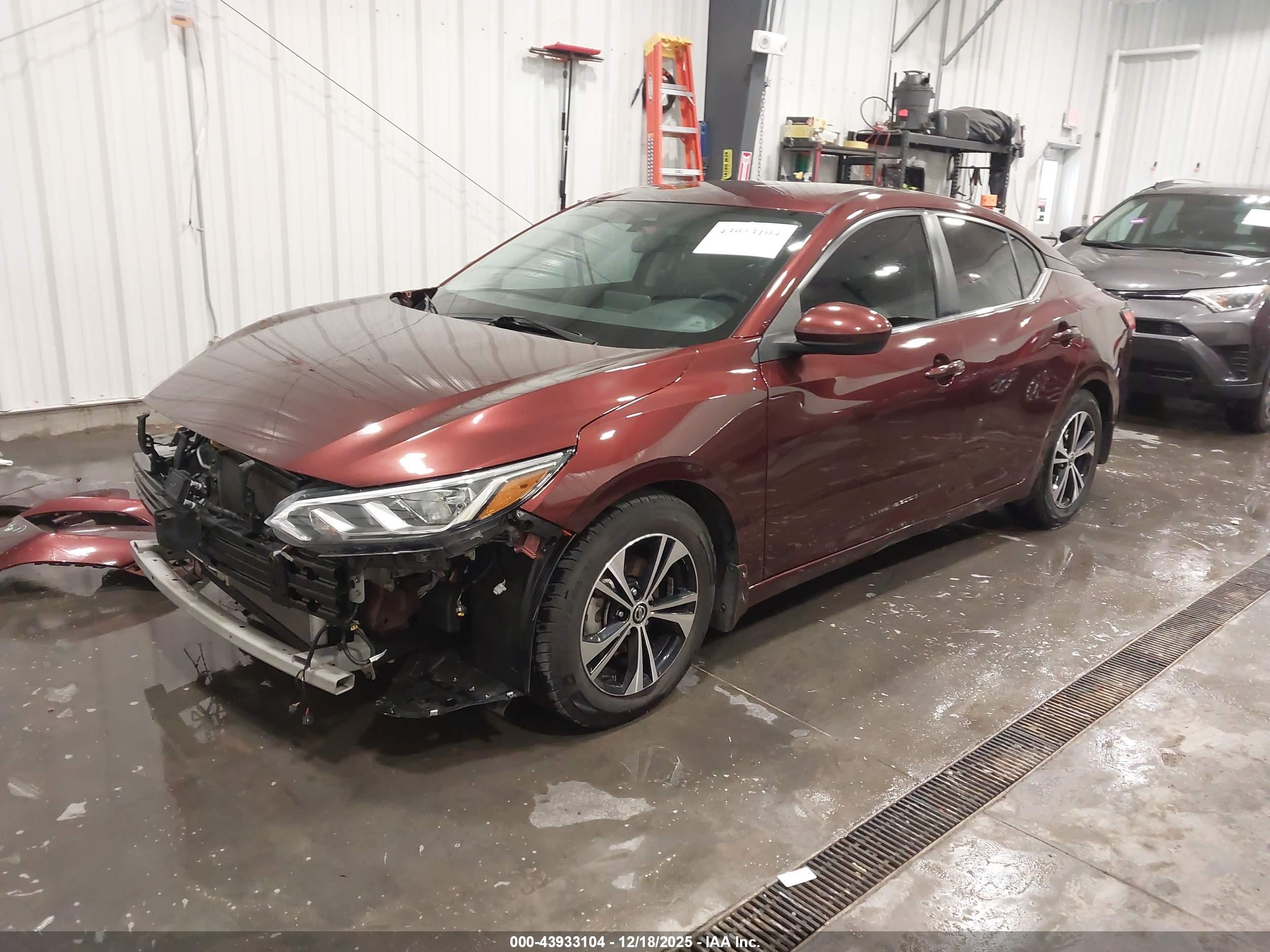 NISSAN SENTRA image 2