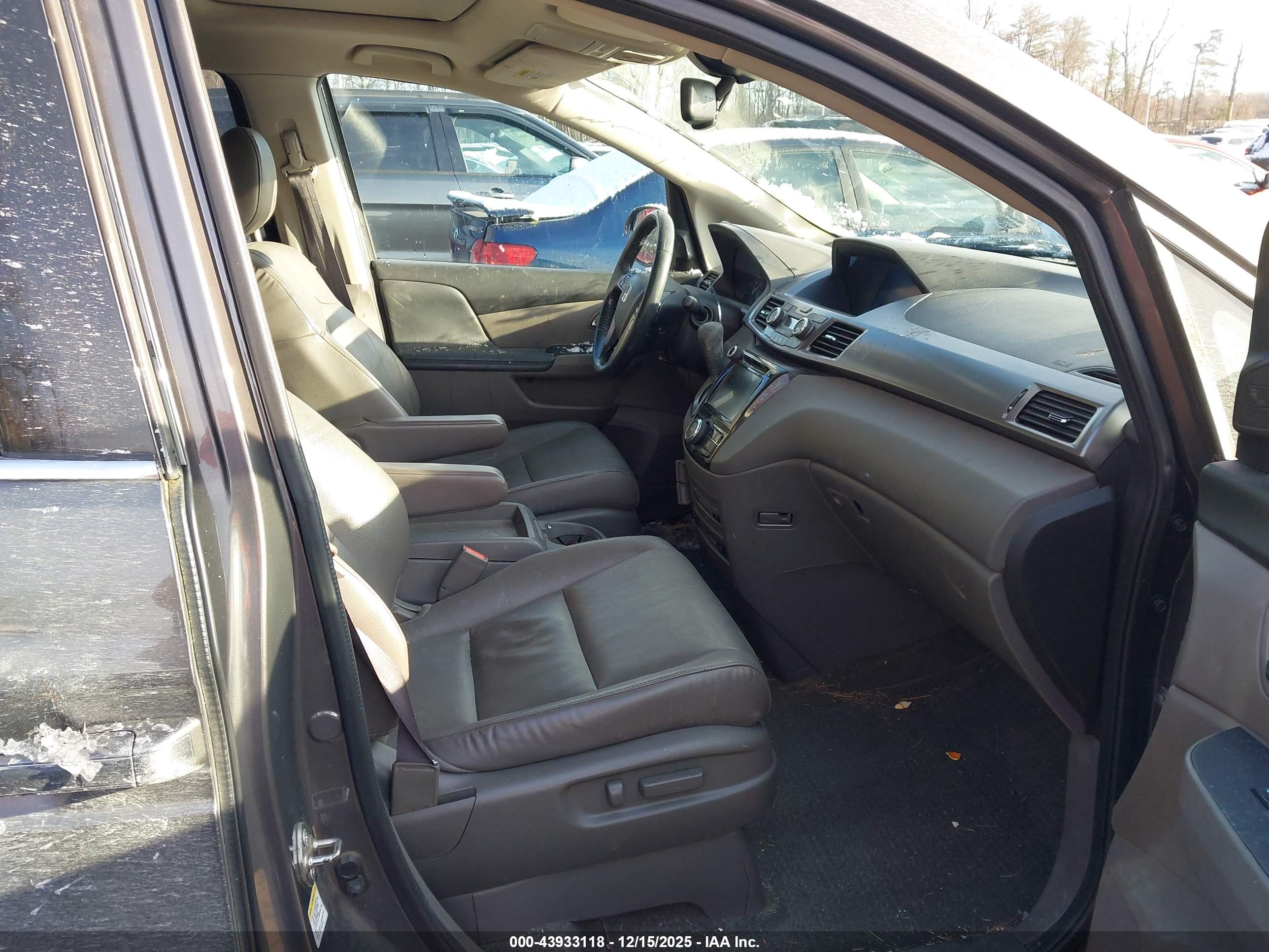 HONDA ODYSSEY image 5