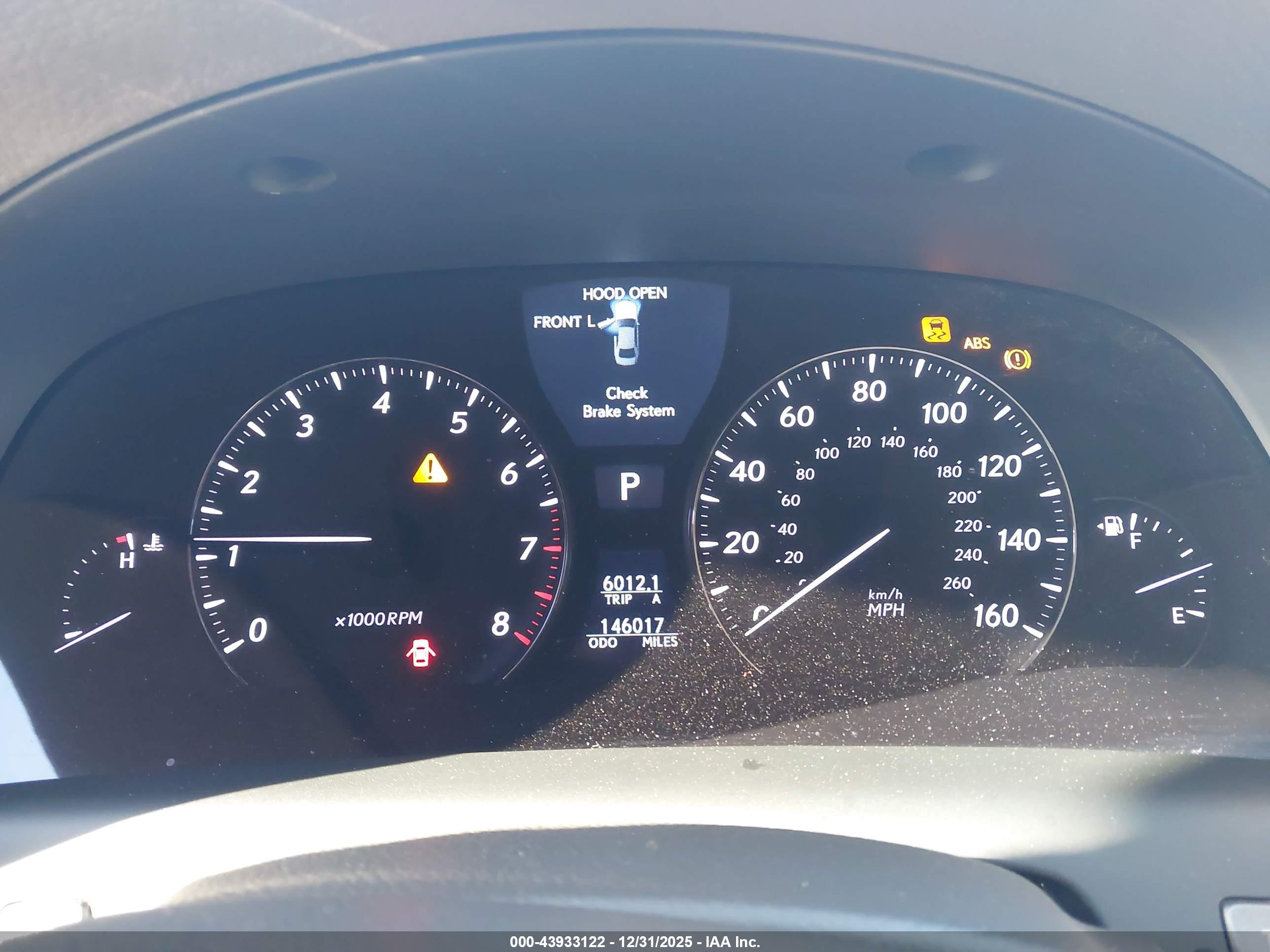 LEXUS LS image 7