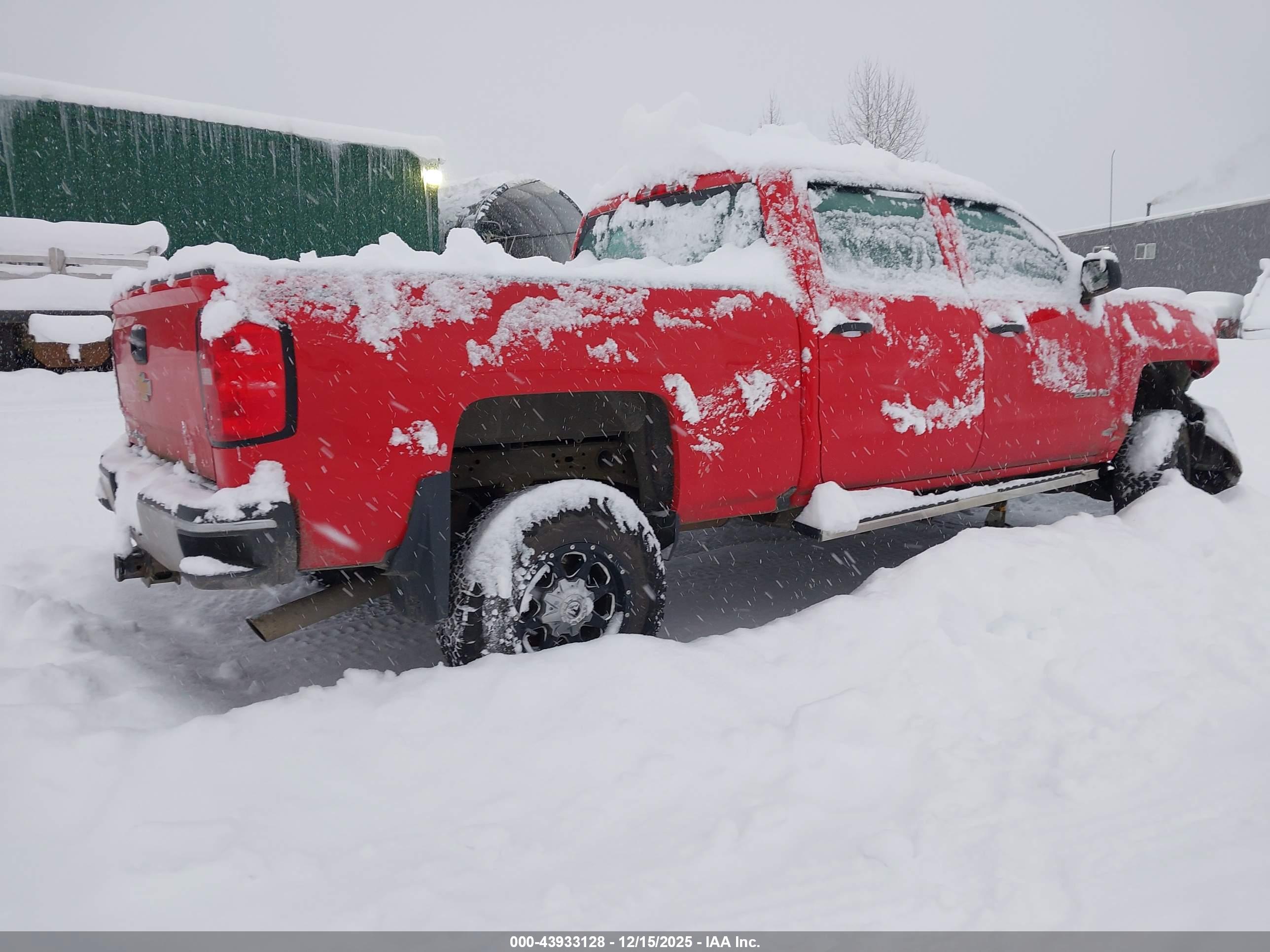 CHEVROLET SILVERADO image 4