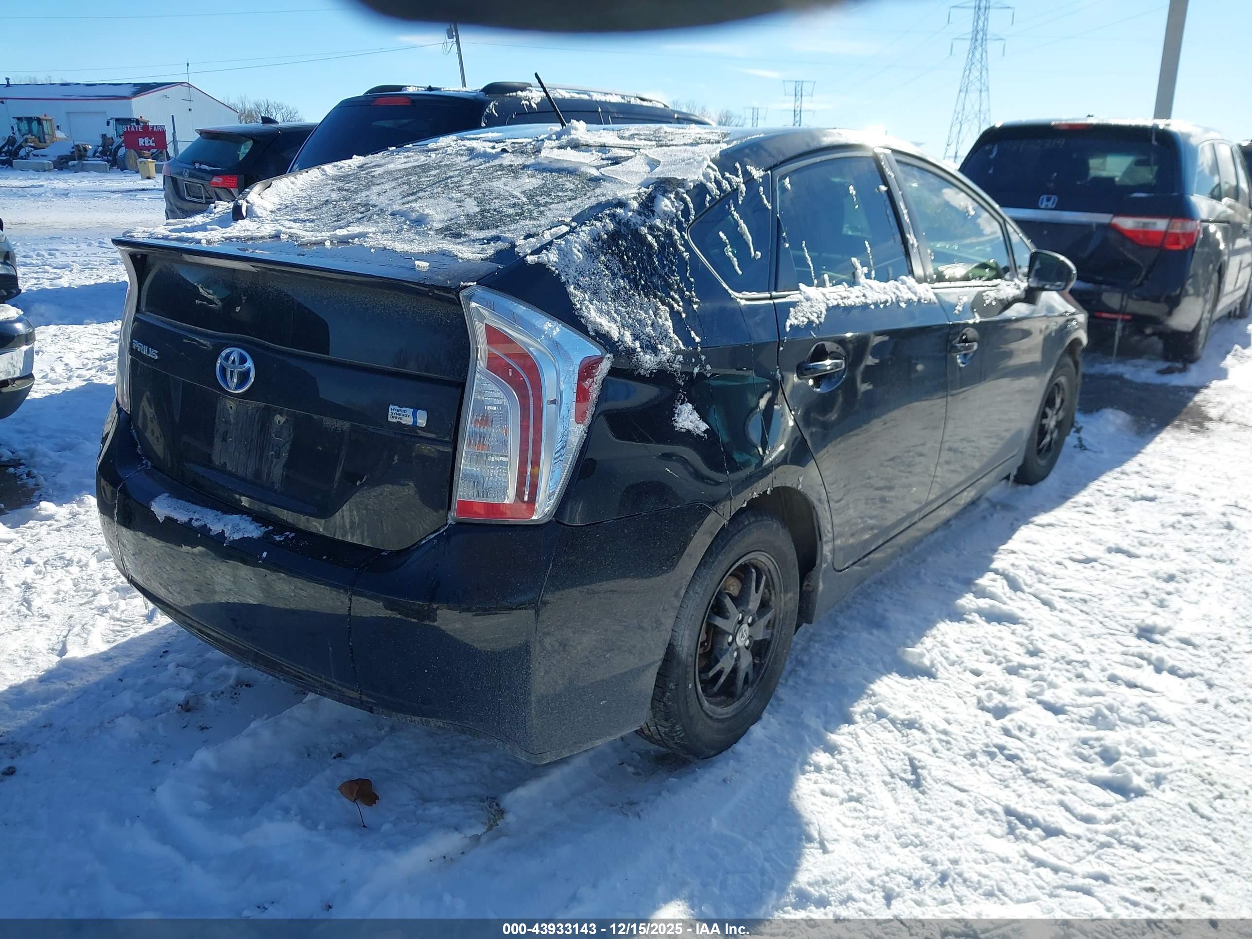 TOYOTA PRIUS image 4