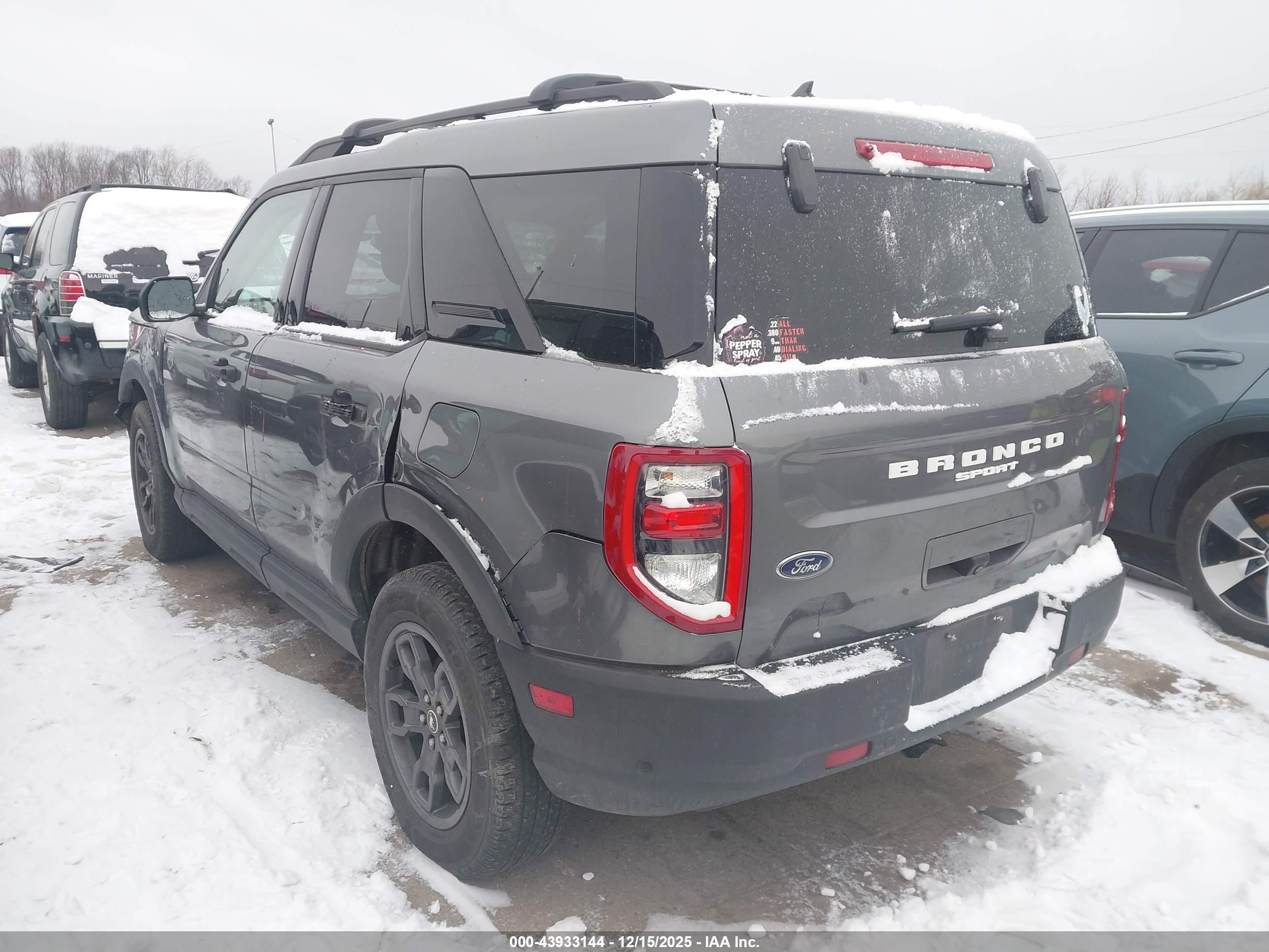 FORD BRONCO image 3