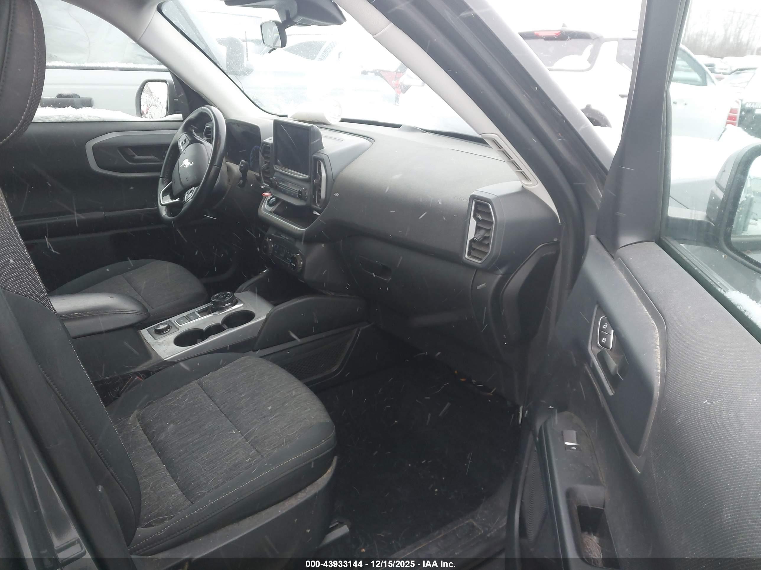 FORD BRONCO image 5