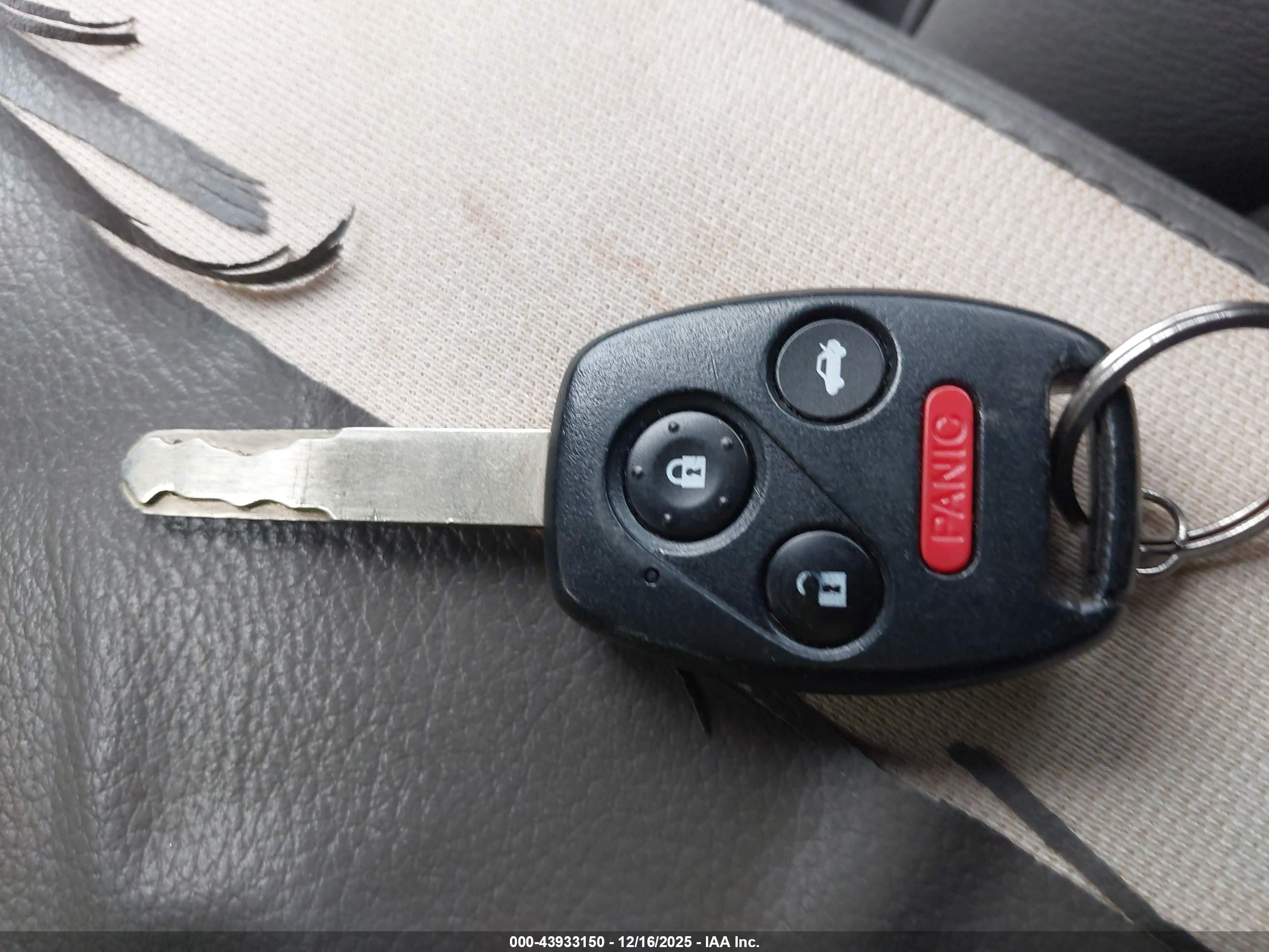 HONDA CIVIC image 11