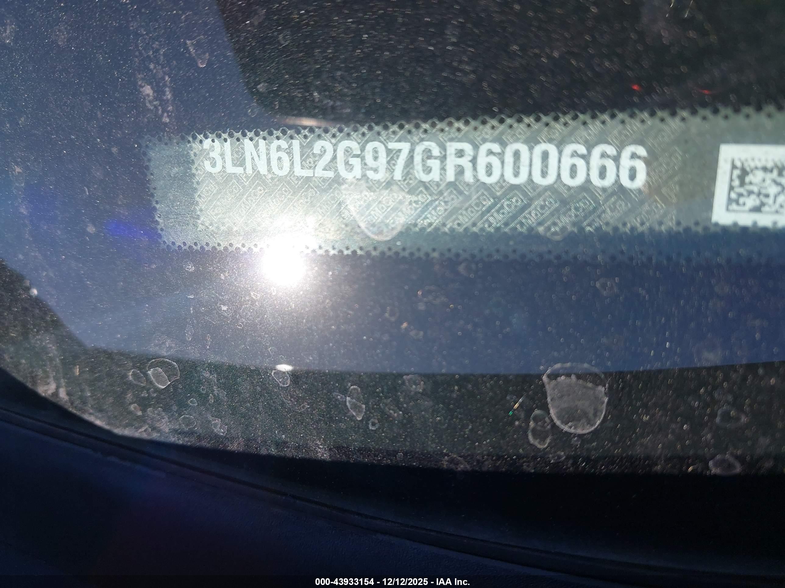 LINCOLN MKZ image 9
