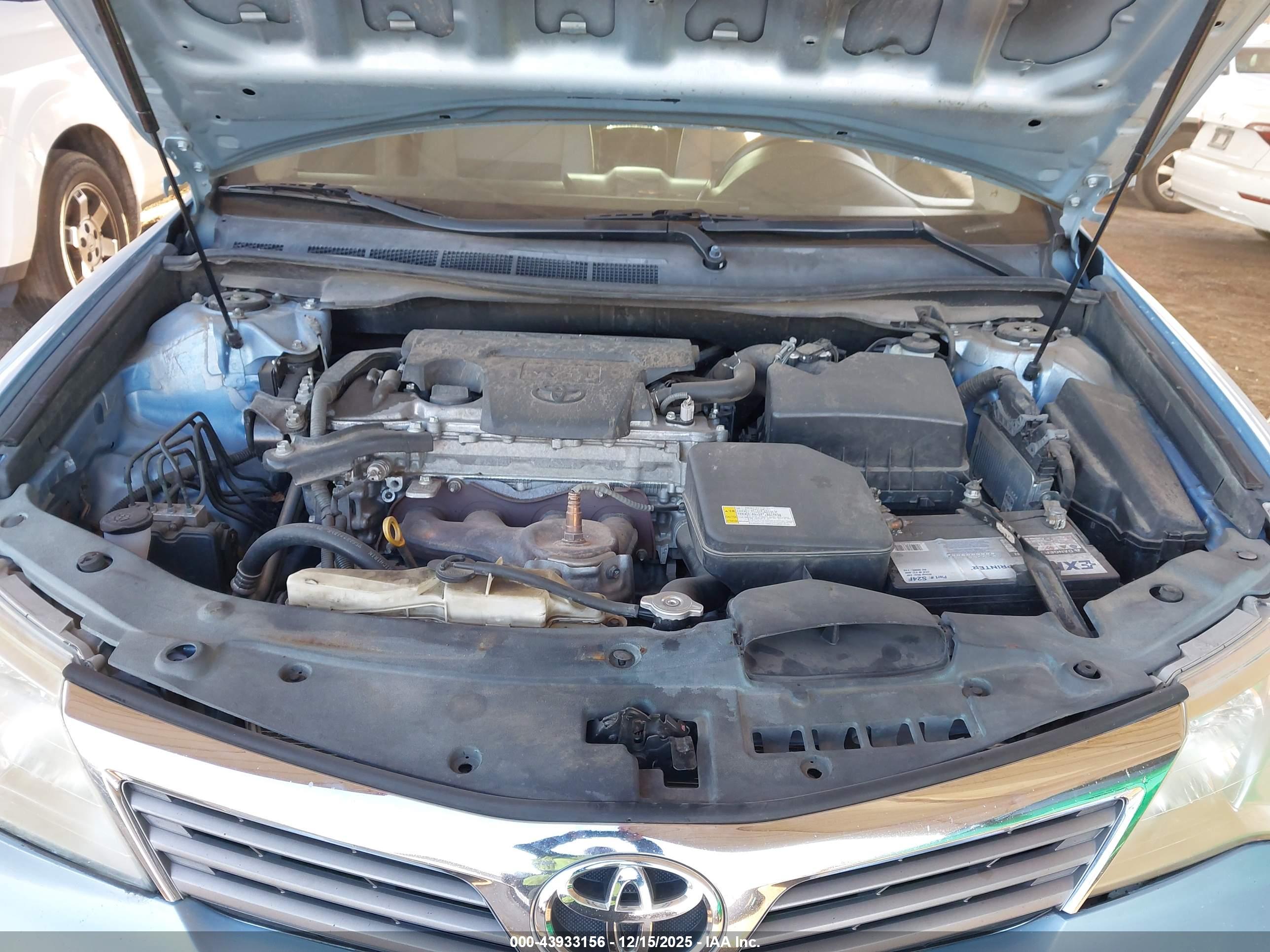 TOYOTA CAMRY image 10