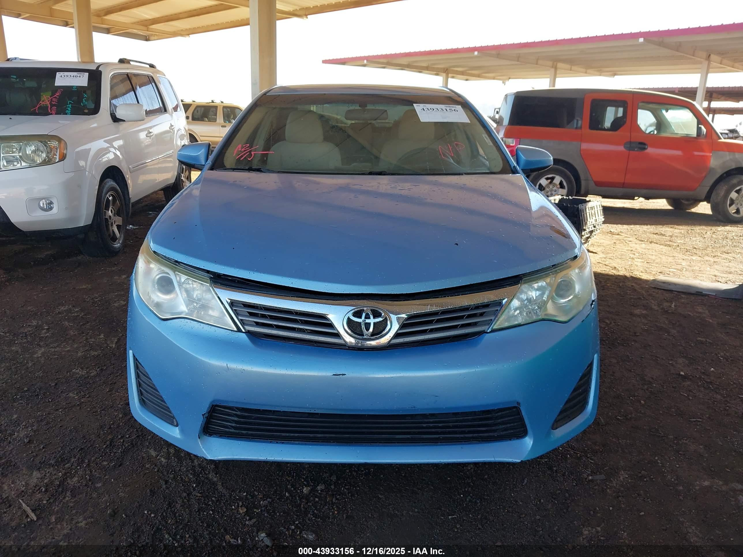 TOYOTA CAMRY image 6