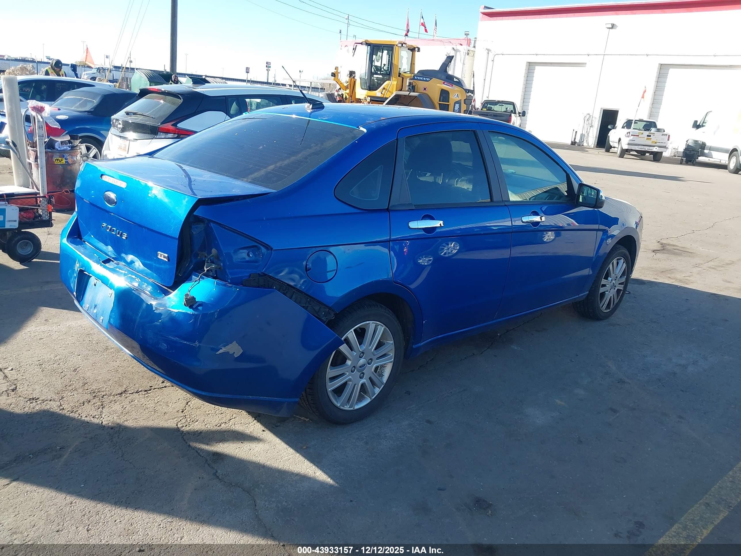 FORD FOCUS image 4