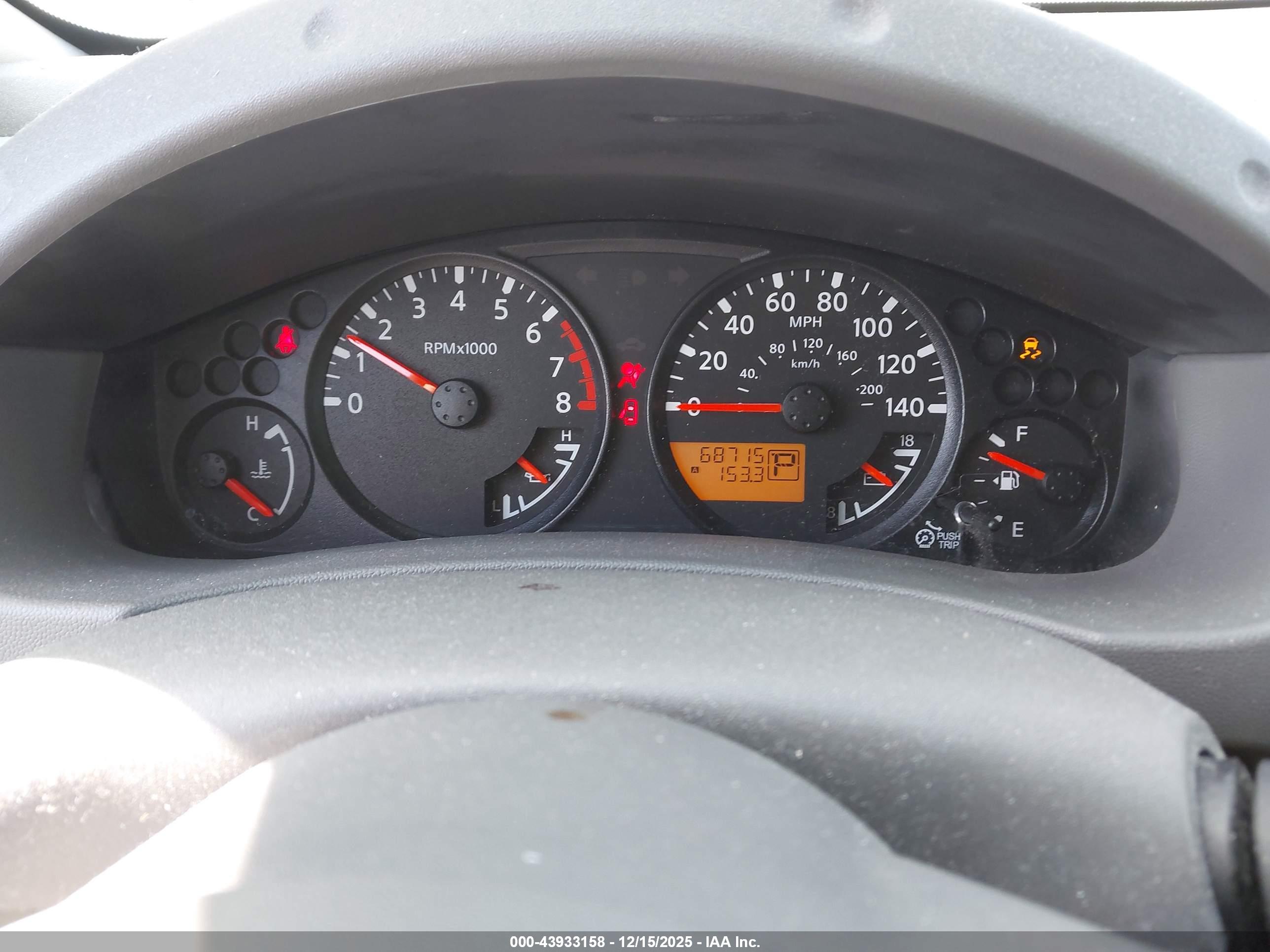 NISSAN FRONTIER image 7
