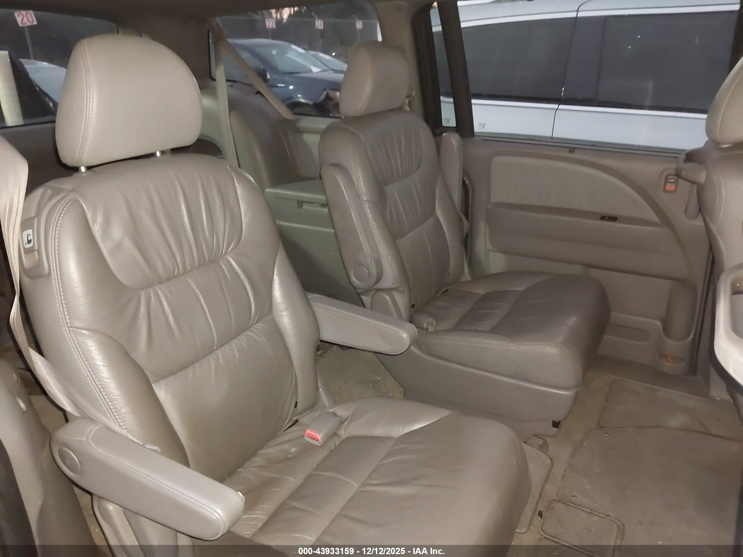 HONDA ODYSSEY image 8