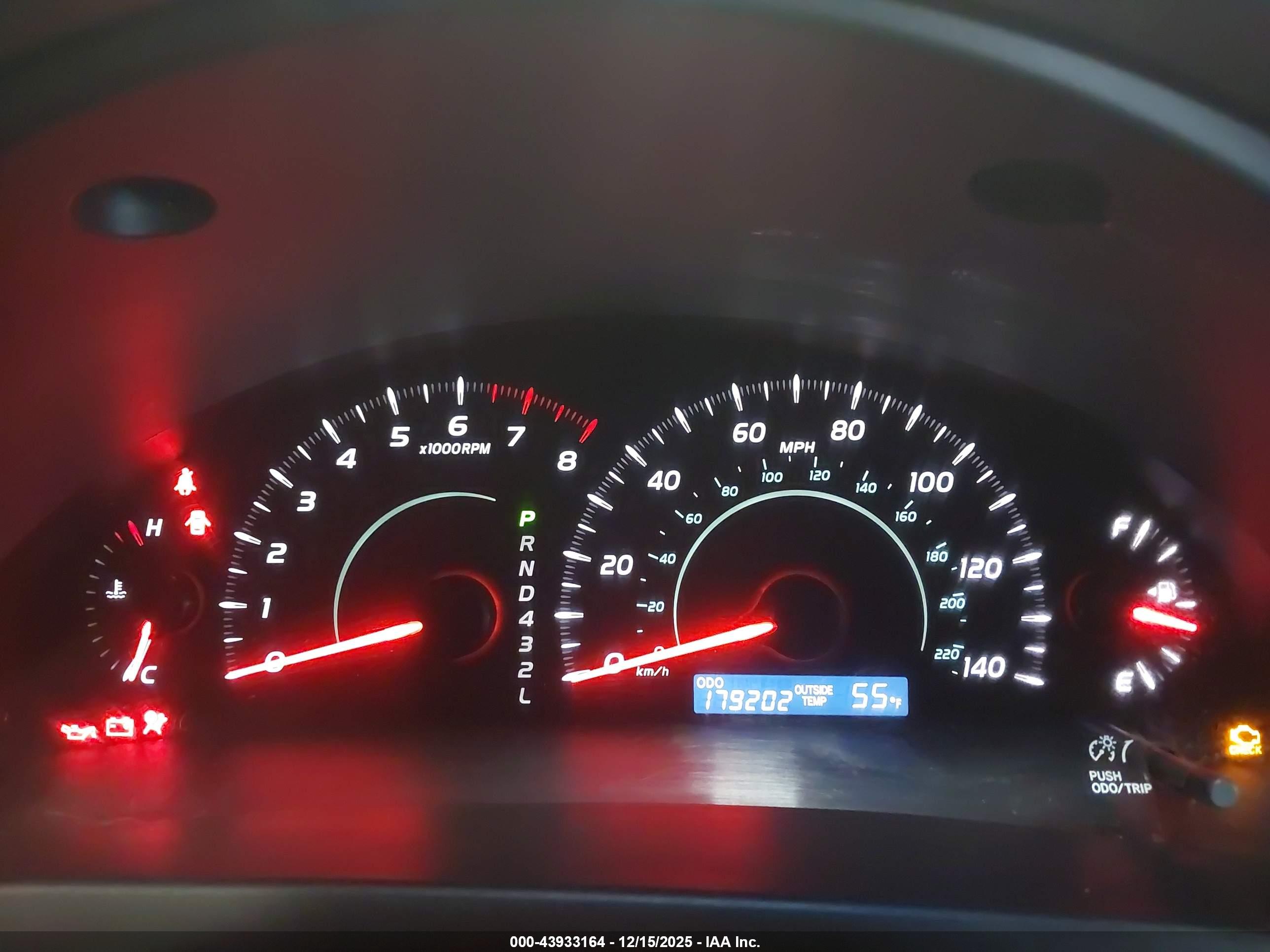 TOYOTA CAMRY image 7