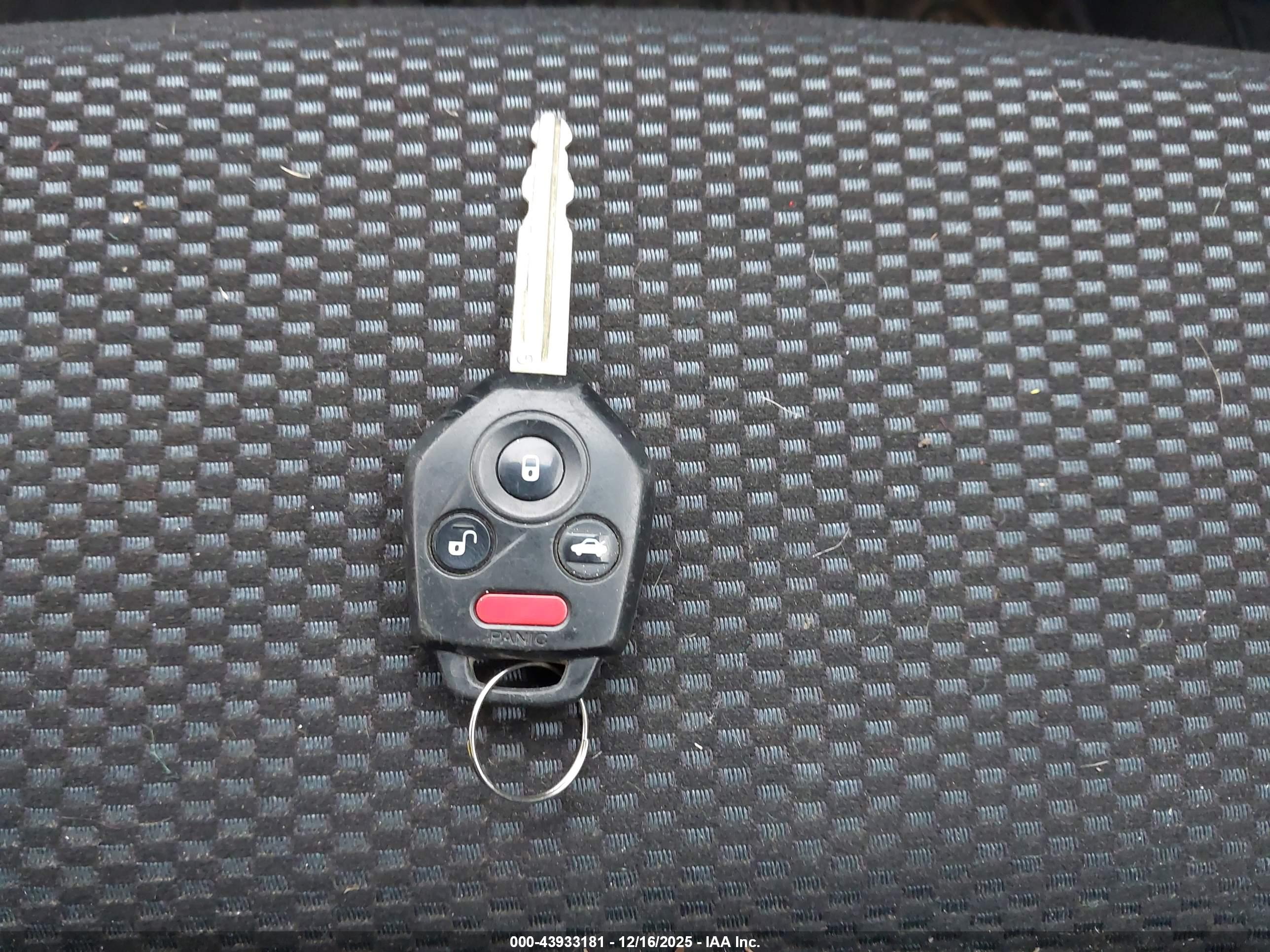 SUBARU OUTBACK image 11