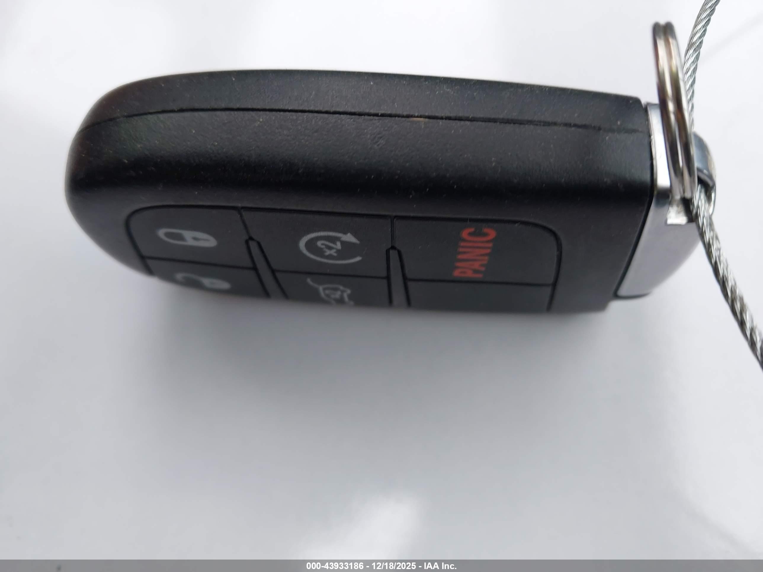 JEEP GRAND image 11