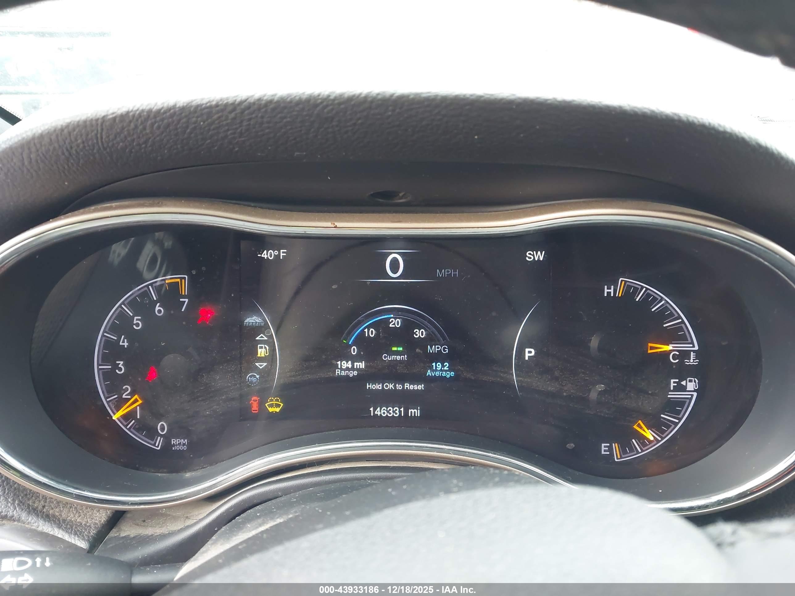 JEEP GRAND image 7
