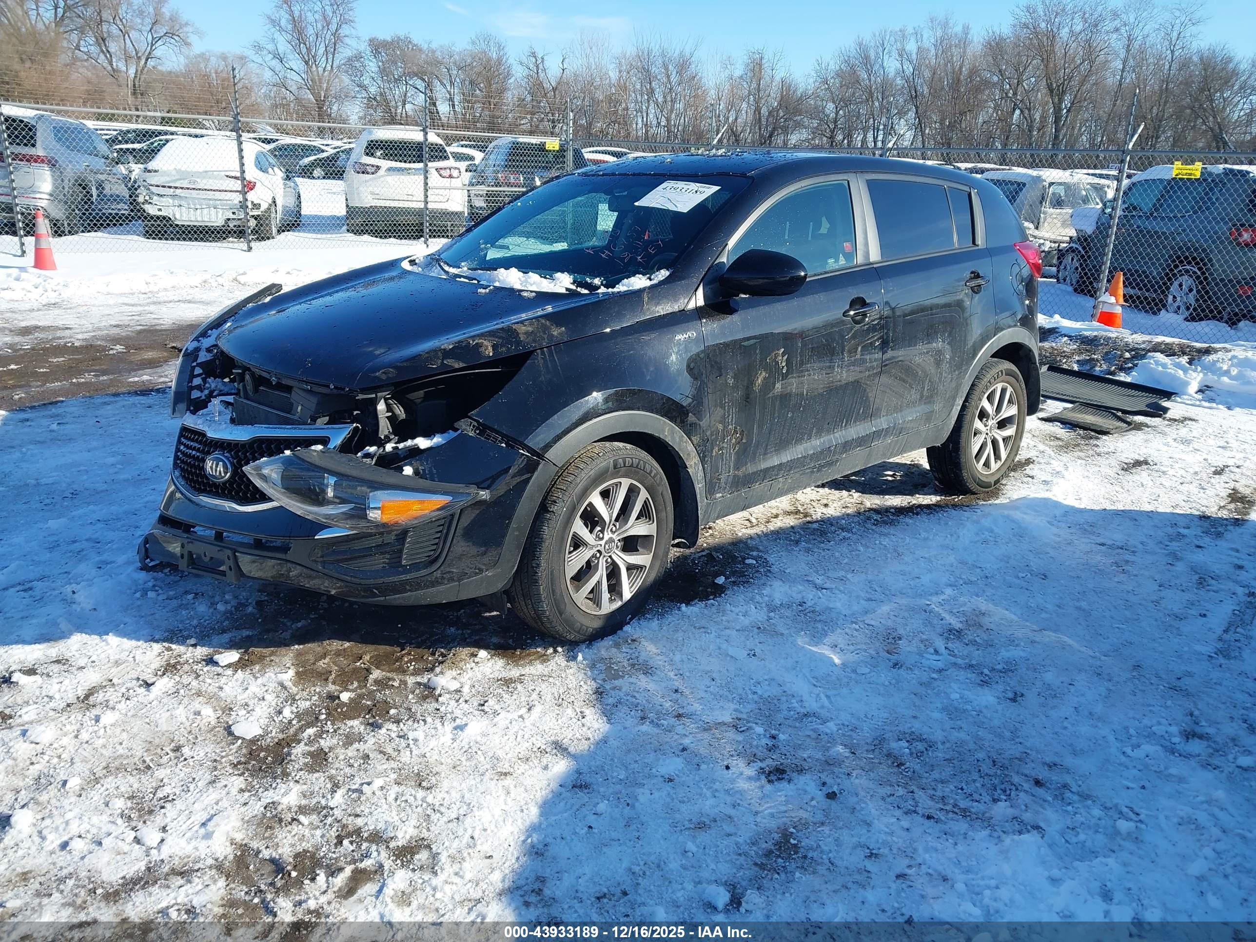 KIA SPORTAGE image 2