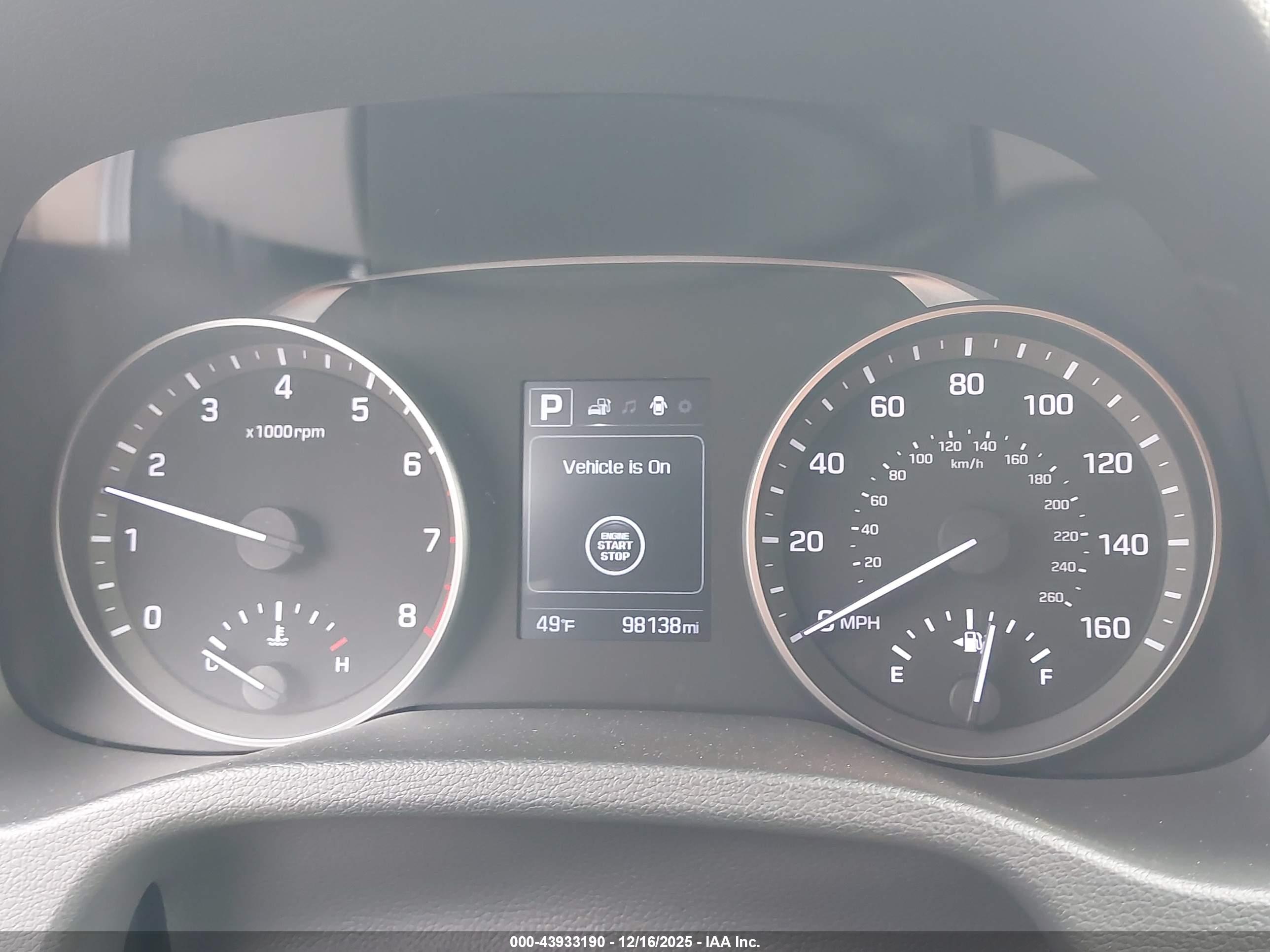 HYUNDAI ELANTRA image 7
