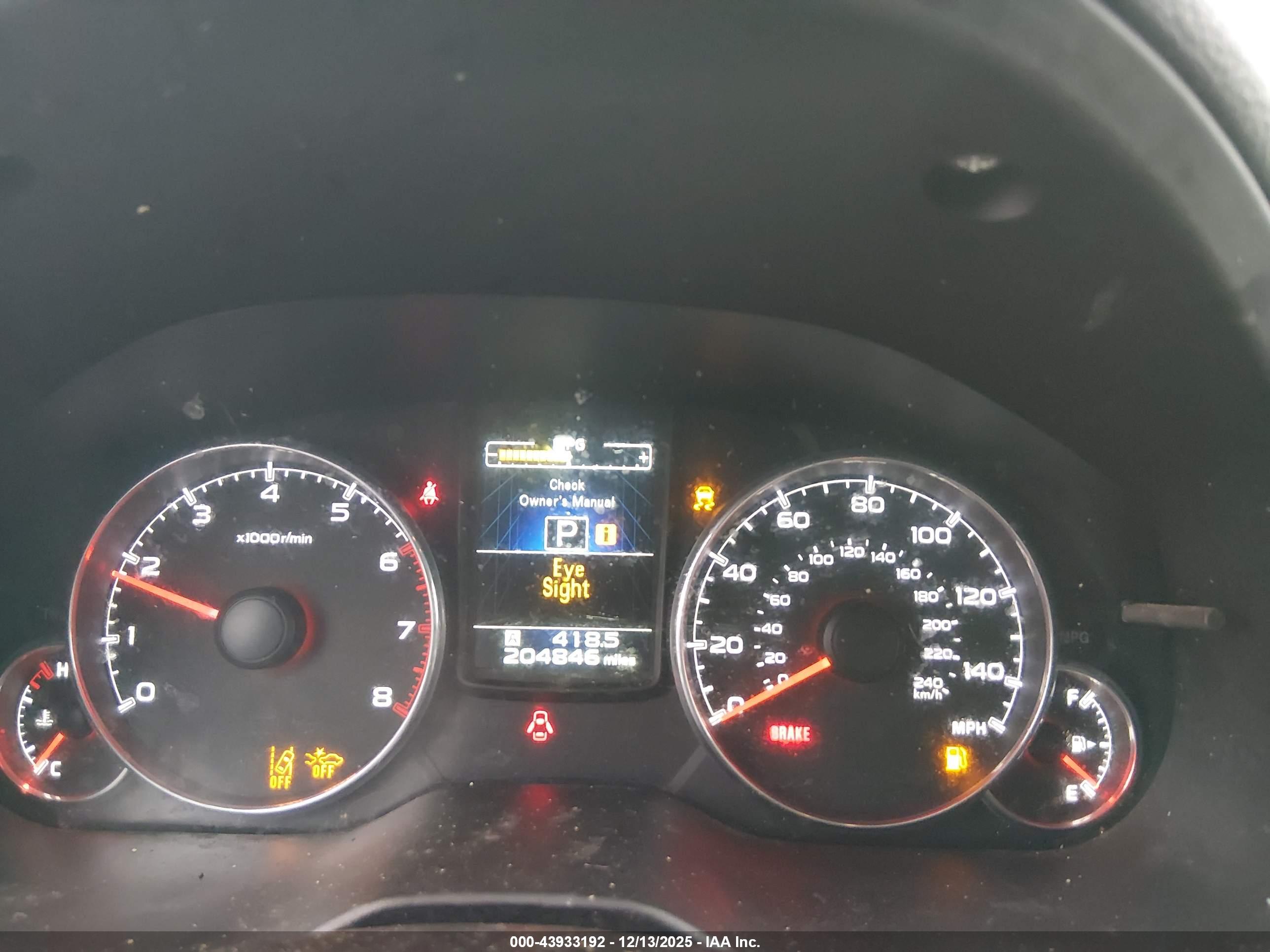 SUBARU OUTBACK image 7