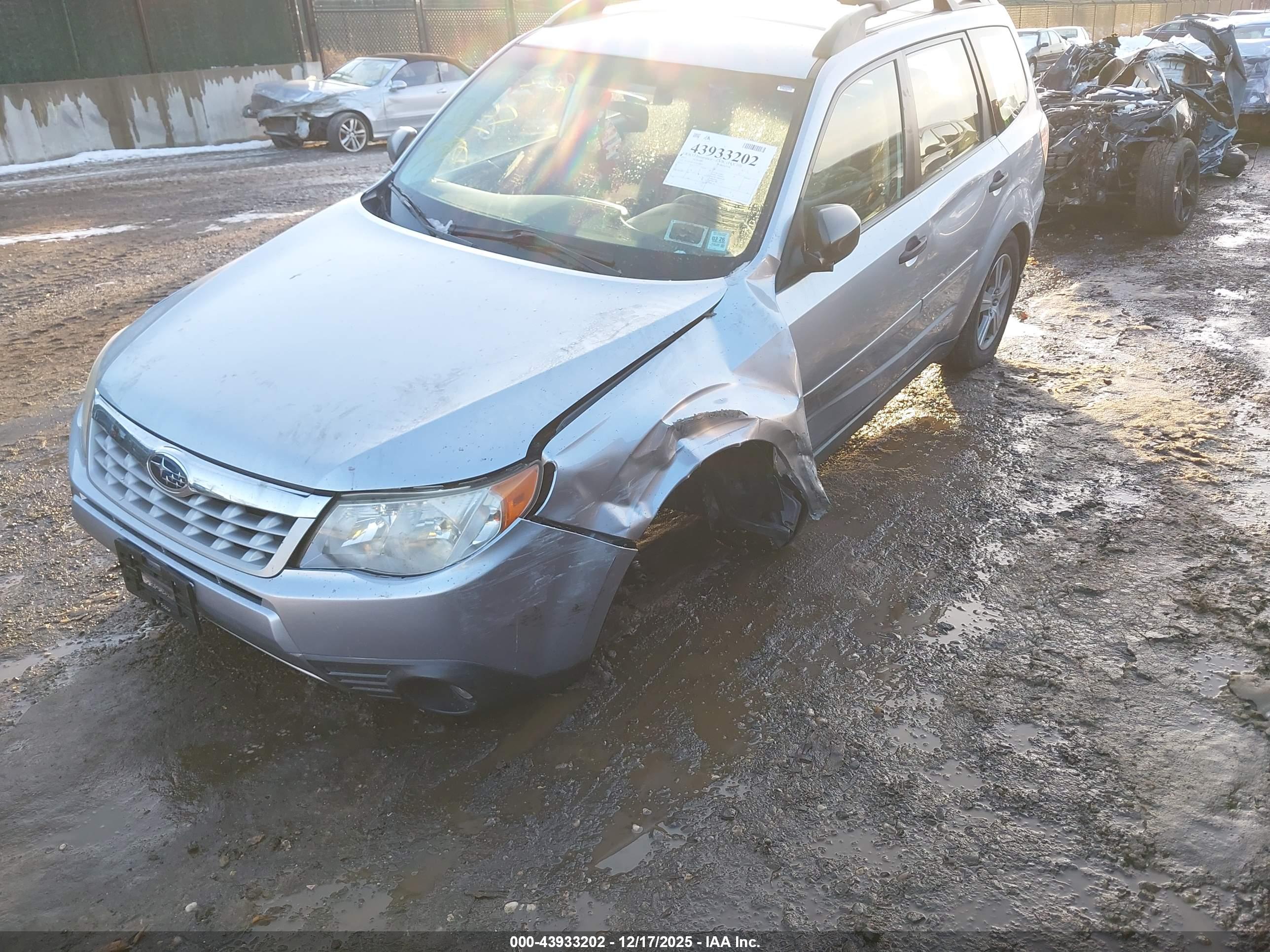 SUBARU FORESTER image 2