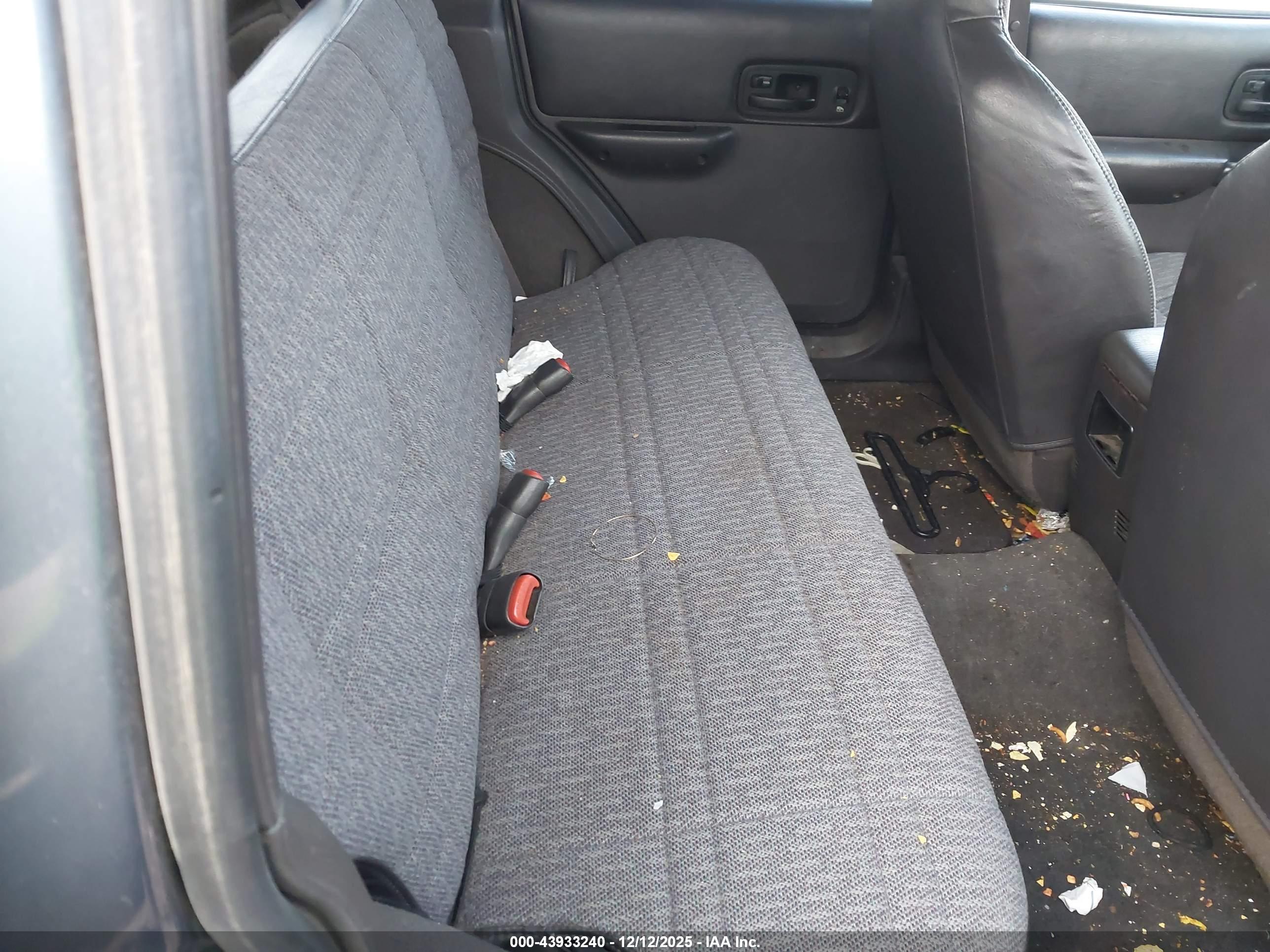 JEEP CHEROKEE image 8